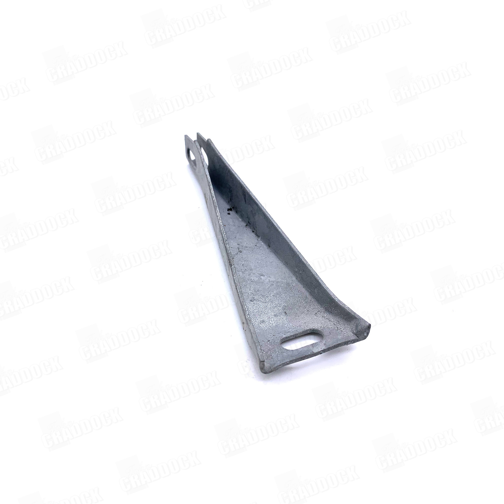 Bracket Spare Wheel Reinforcement on Truck Cabs