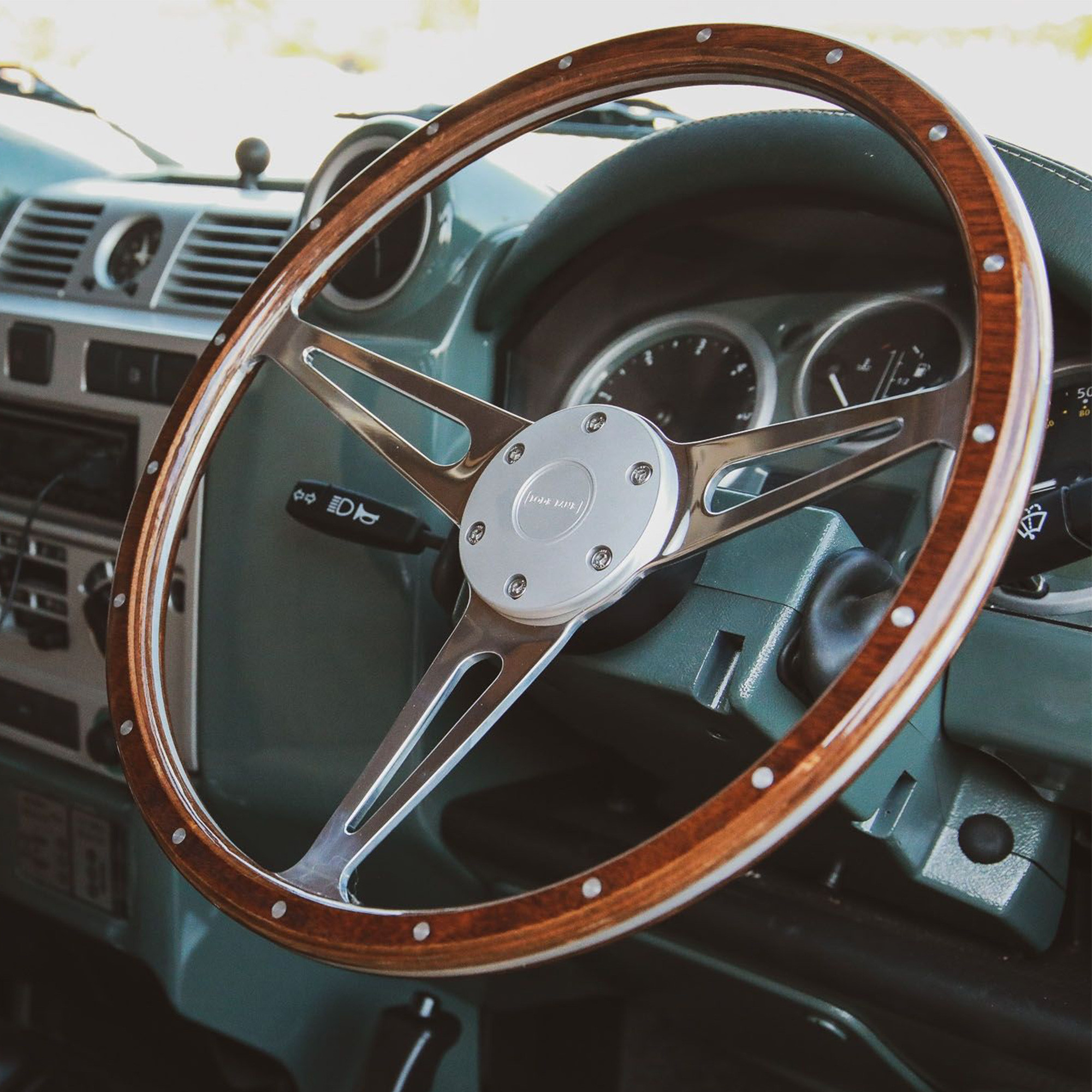 Evander Wood Rim 15" Steering Wheel & Silver 48 Spline Boss