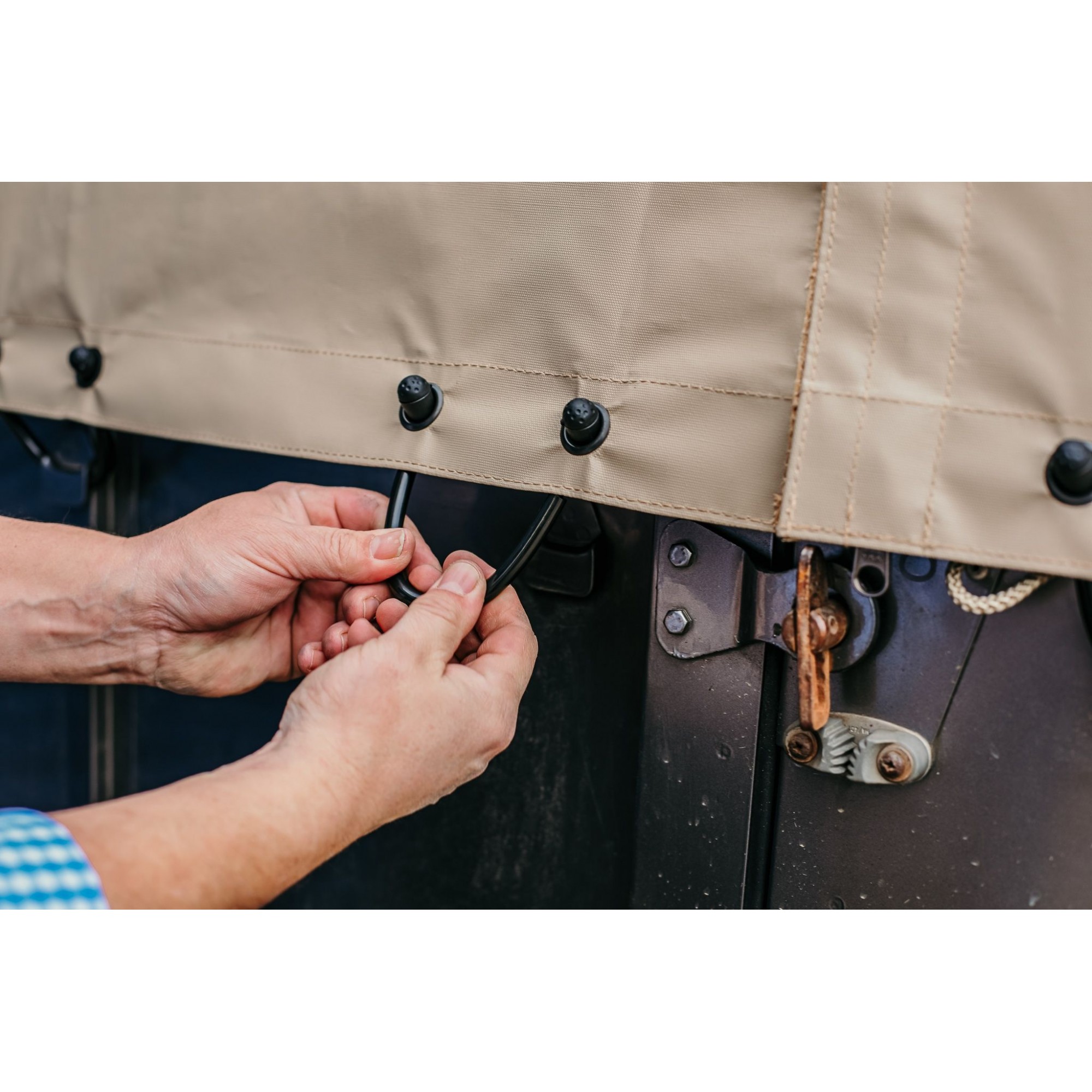 Sand Pvc Hood for Defender 110 Crew Cab