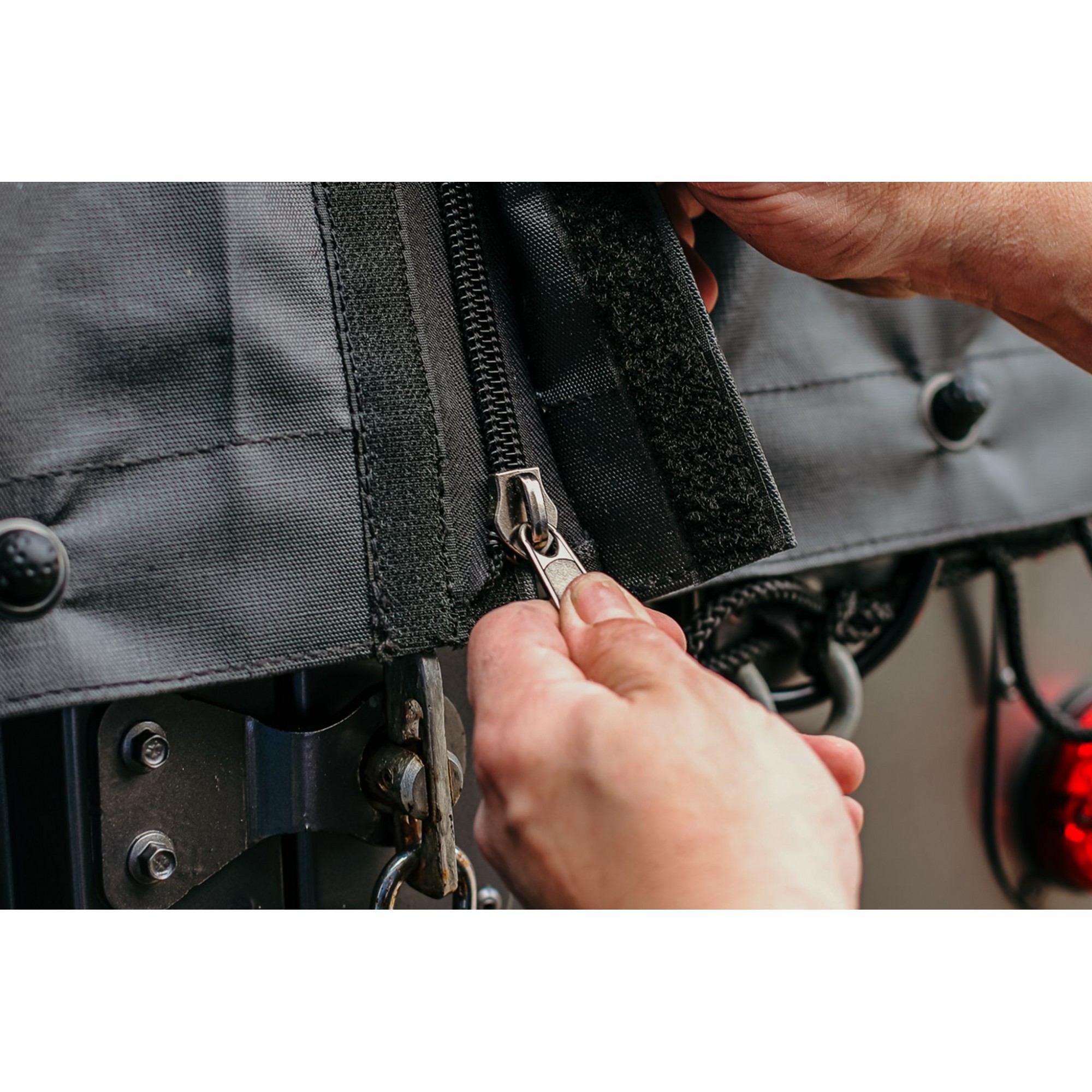 Black Pvc Hood for Defender 110 Crew Cab