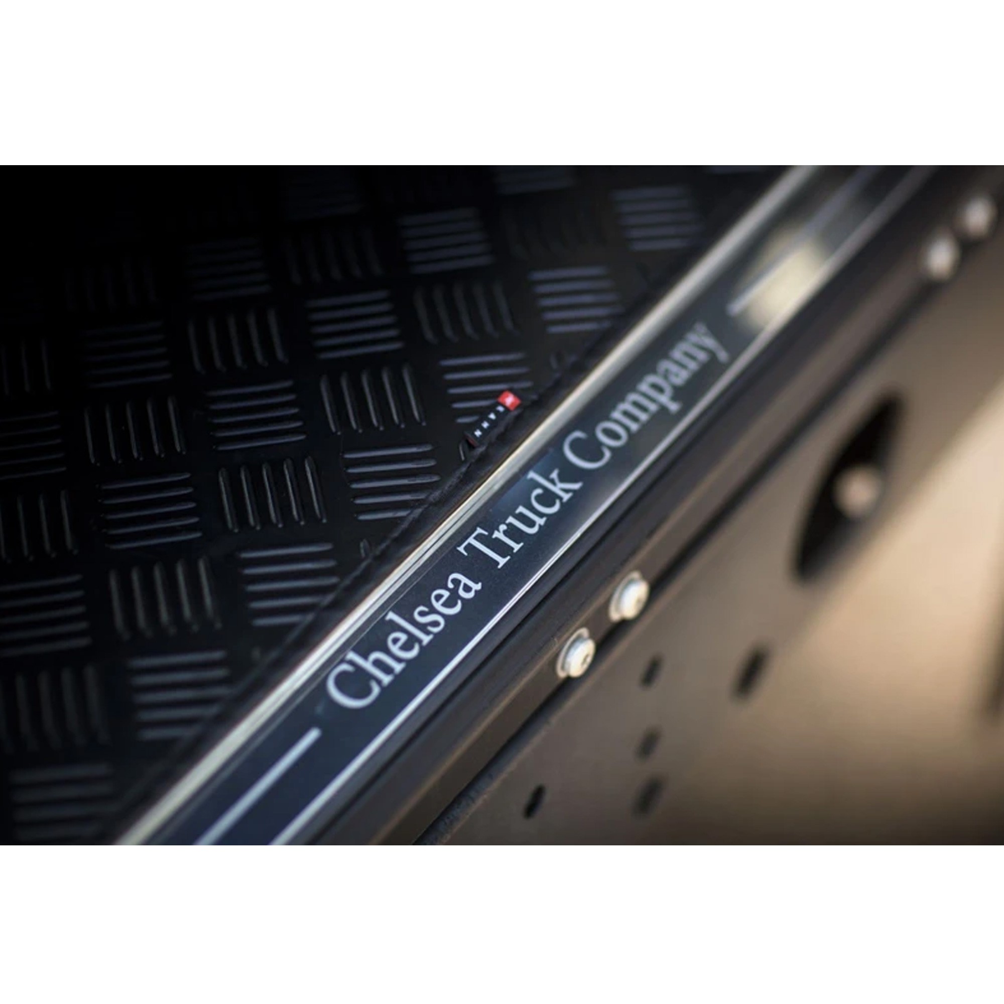 PKDEFENDERBOOTKICKPLATESCTC - Kahn Defender Boot Sill Plate Manufactured in Stainless Steel. Chelsea Truck Company Branded -suitable for Both Defender 90 and 110 Models.