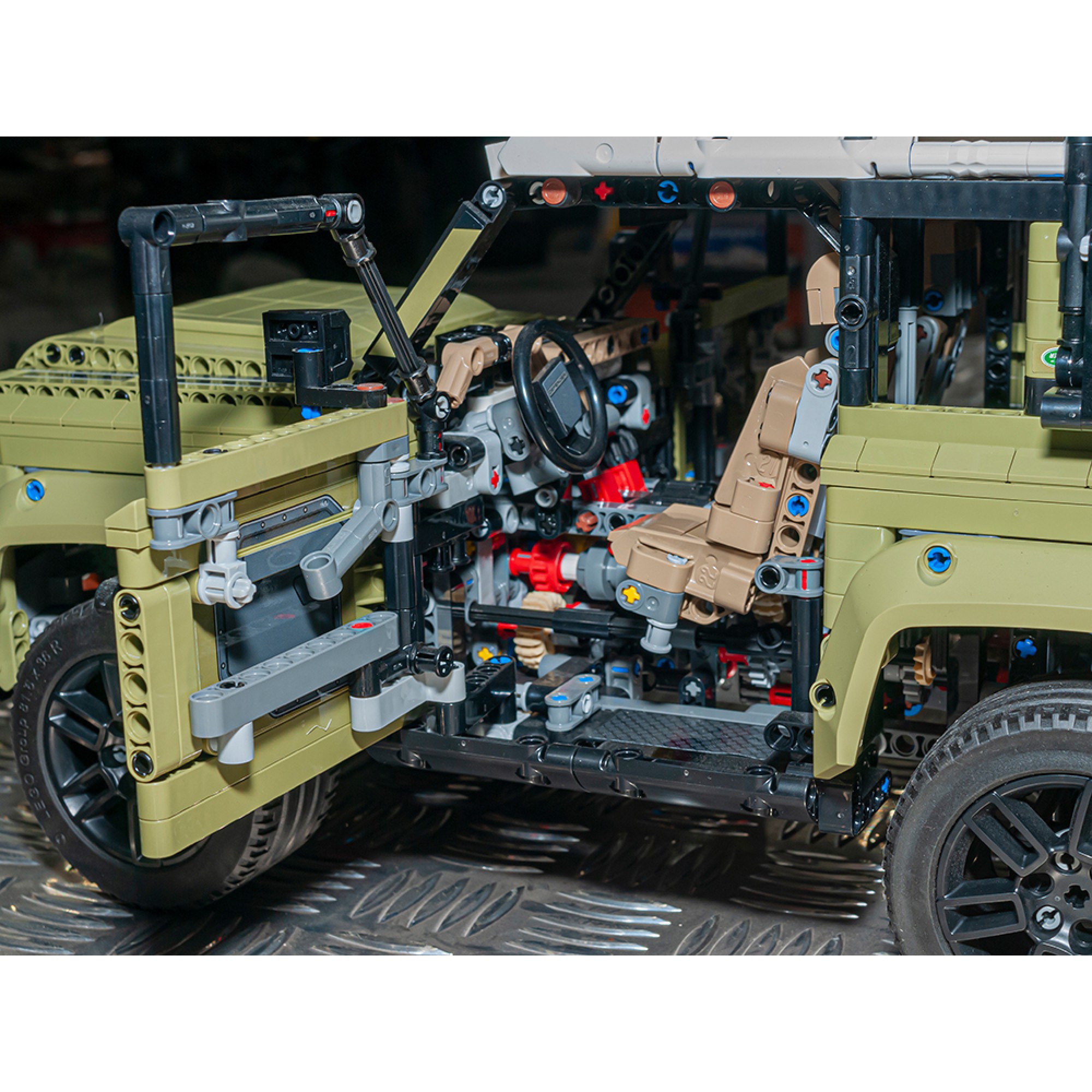 Lego Land Rover Defender Kit