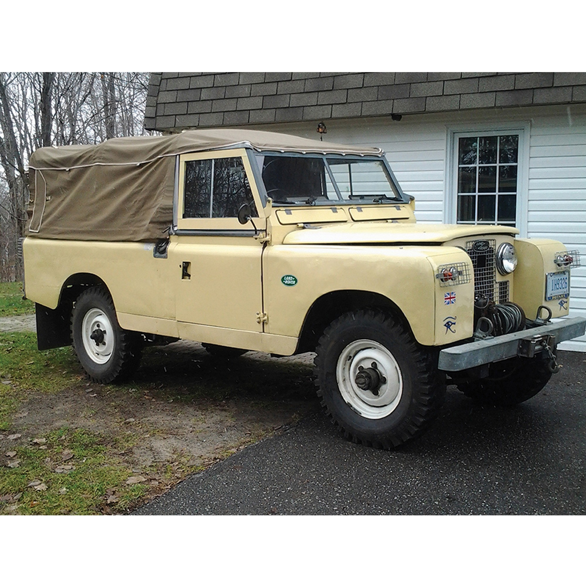 331259SA - 109 Full Hood without Windows Sand