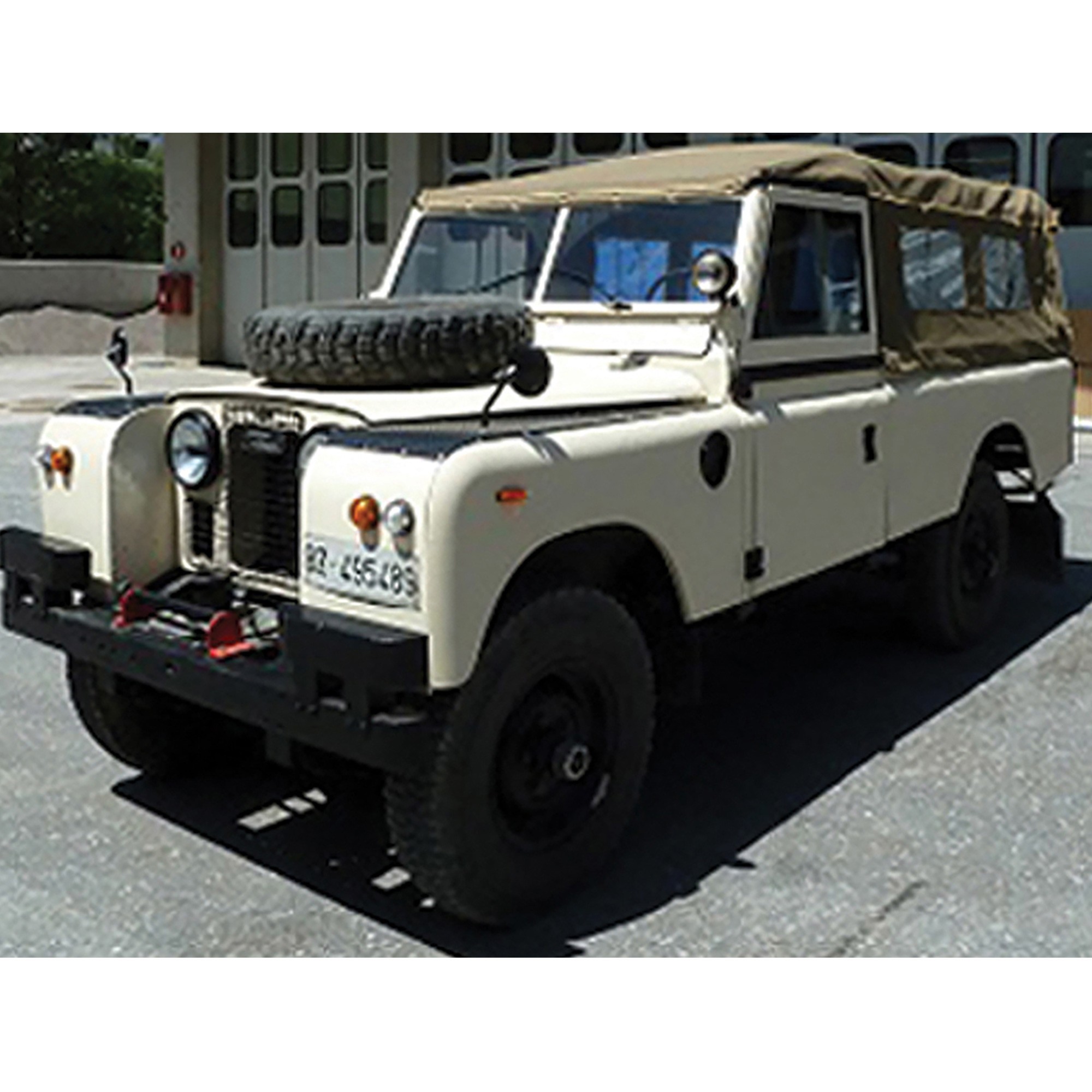 331260SA - 109 Full Hood Sand with Windows