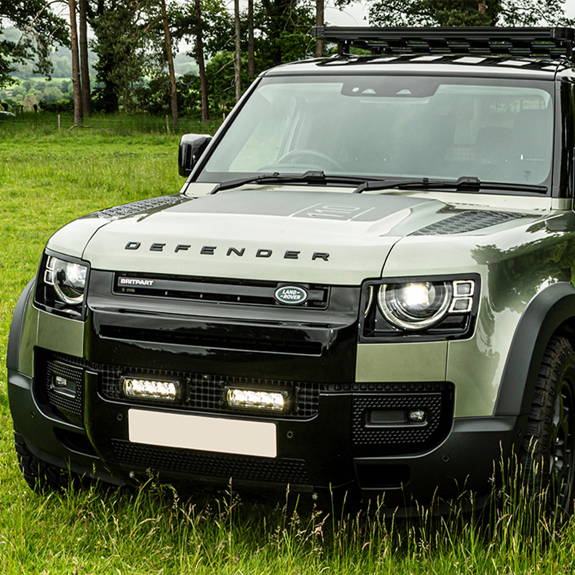 Defender 2020 Lazer Led Spotlight Grille Integration Kit Bespoke Mounting Brackets Quick and Easy Fitting