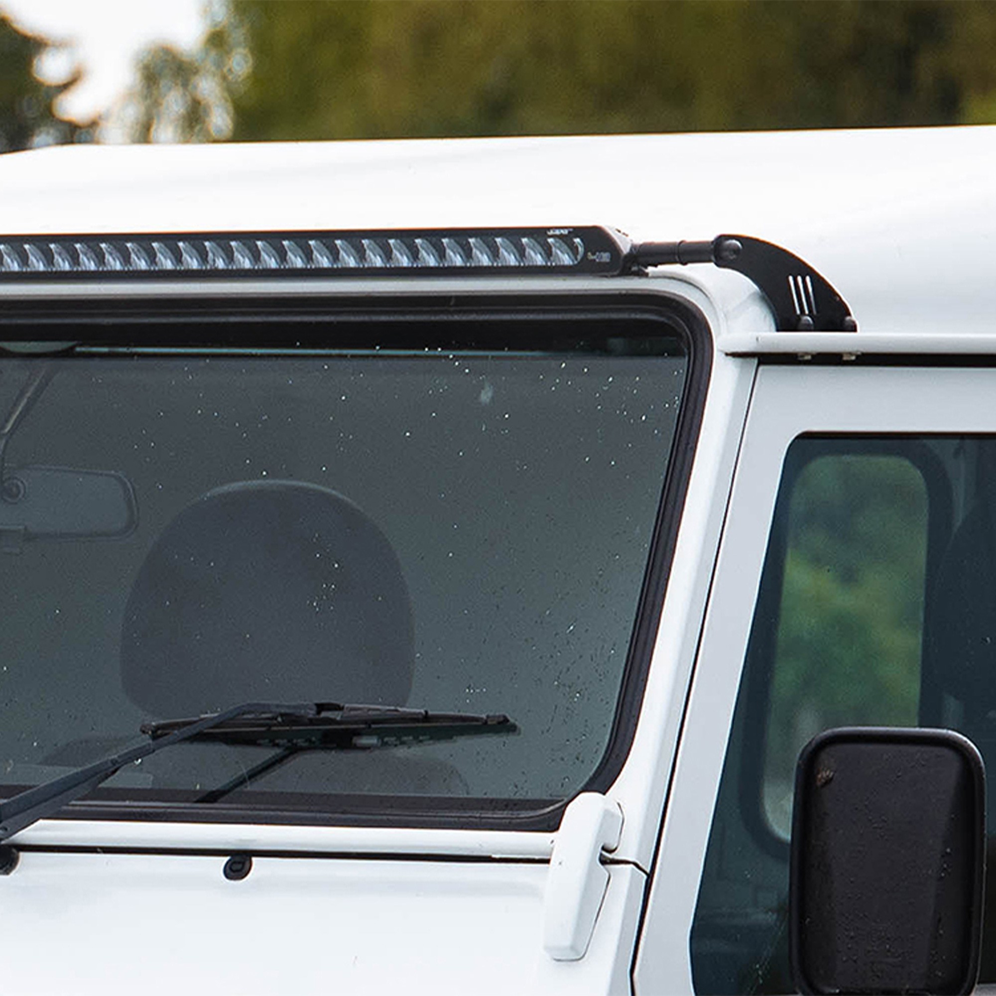 Roof Mounting Kit - Defender (<2018) - Lazer