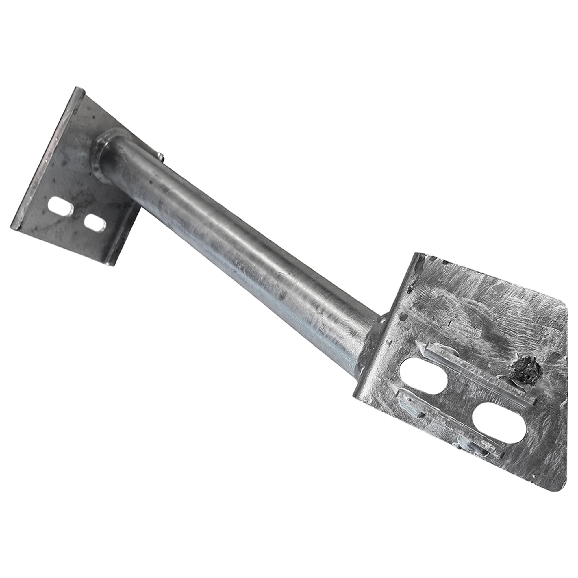 Def 110 Galv Rhs Rear Seatbelt to Chassis Bracket