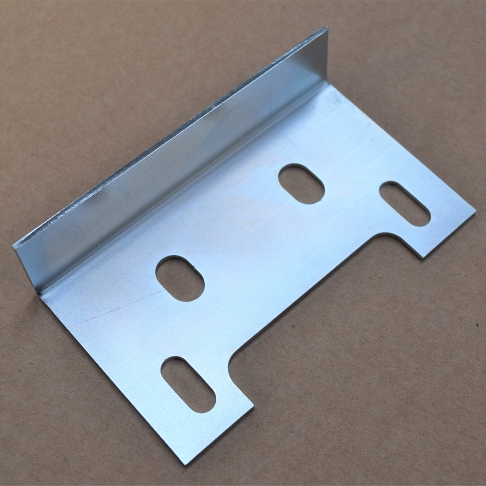 Bracket Rear Side Door Glass Guide