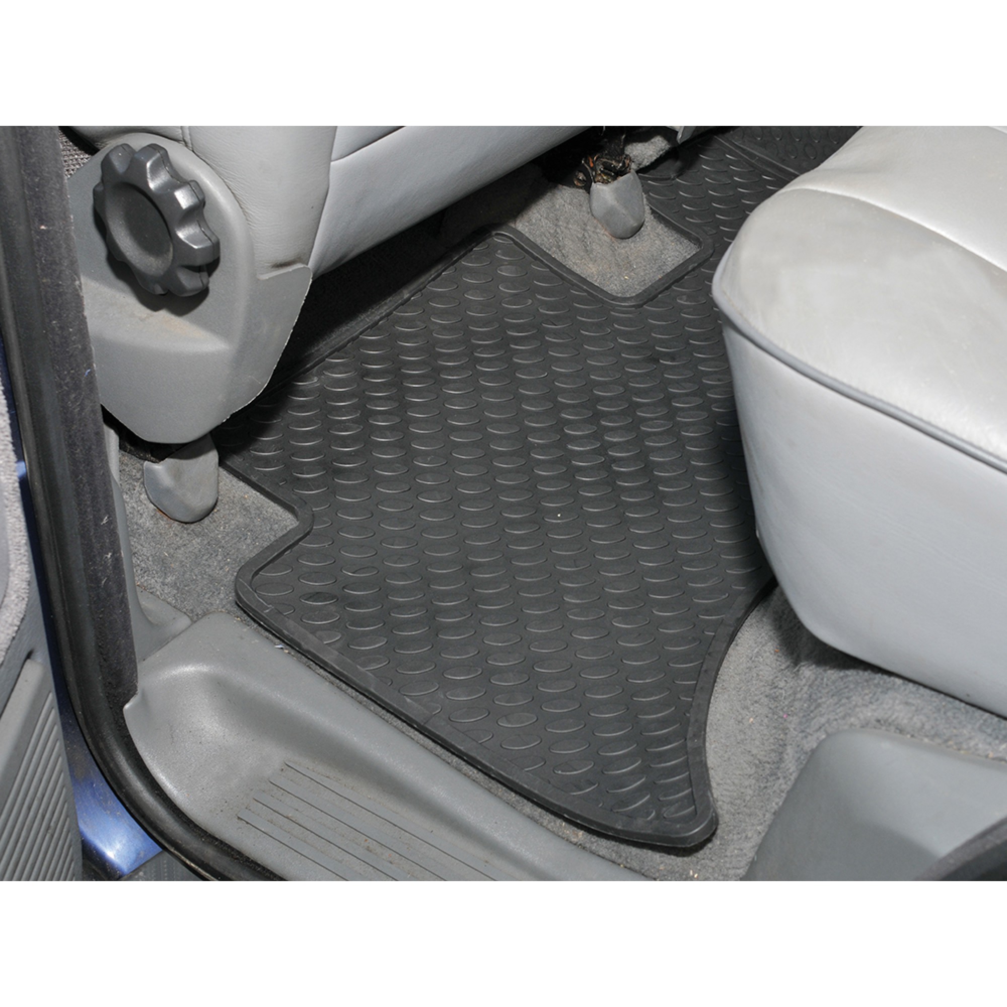 DA4431 - Rubber Rear Mats Pair Range Rover P38 RHD/LHD