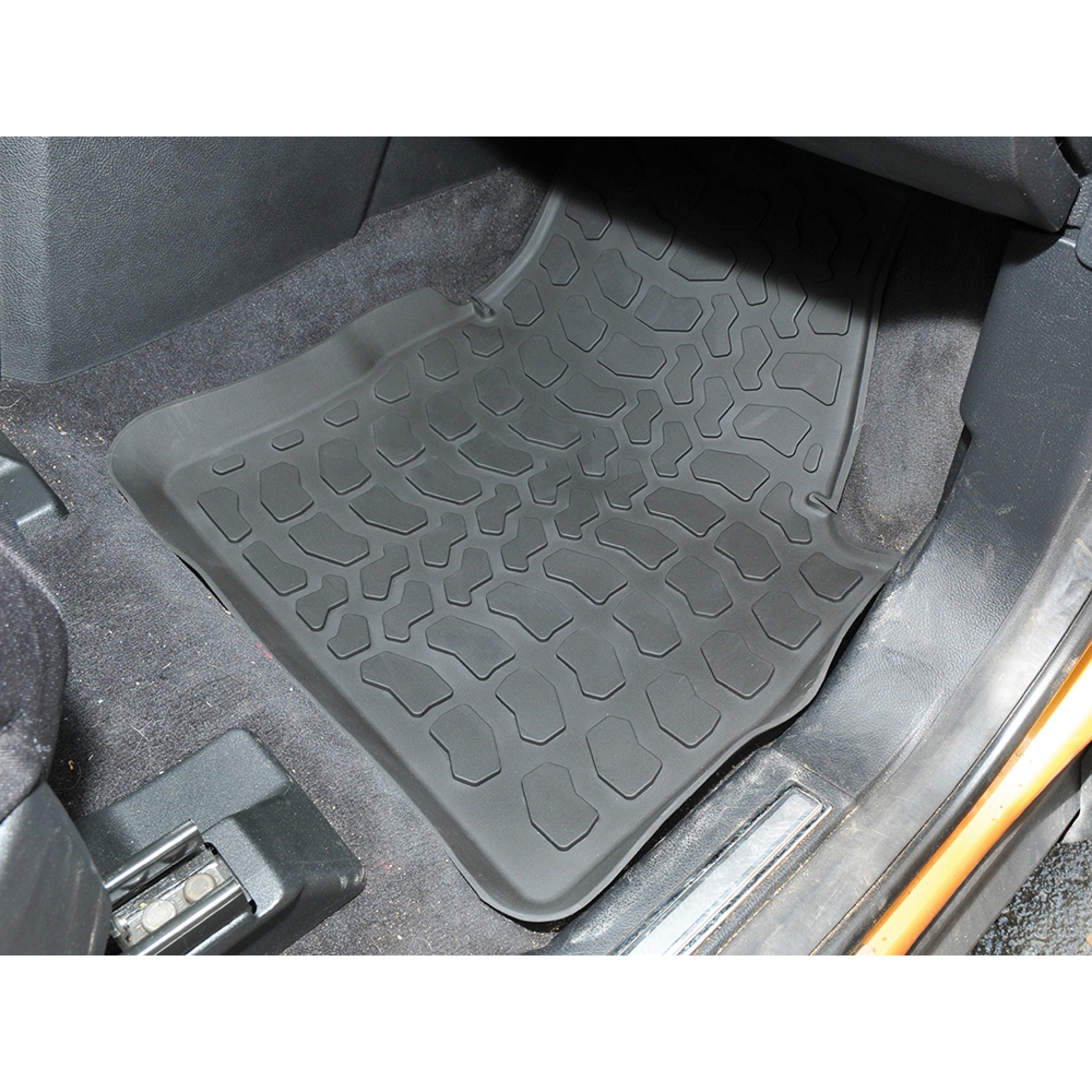 Freelander 2 store rubber mats