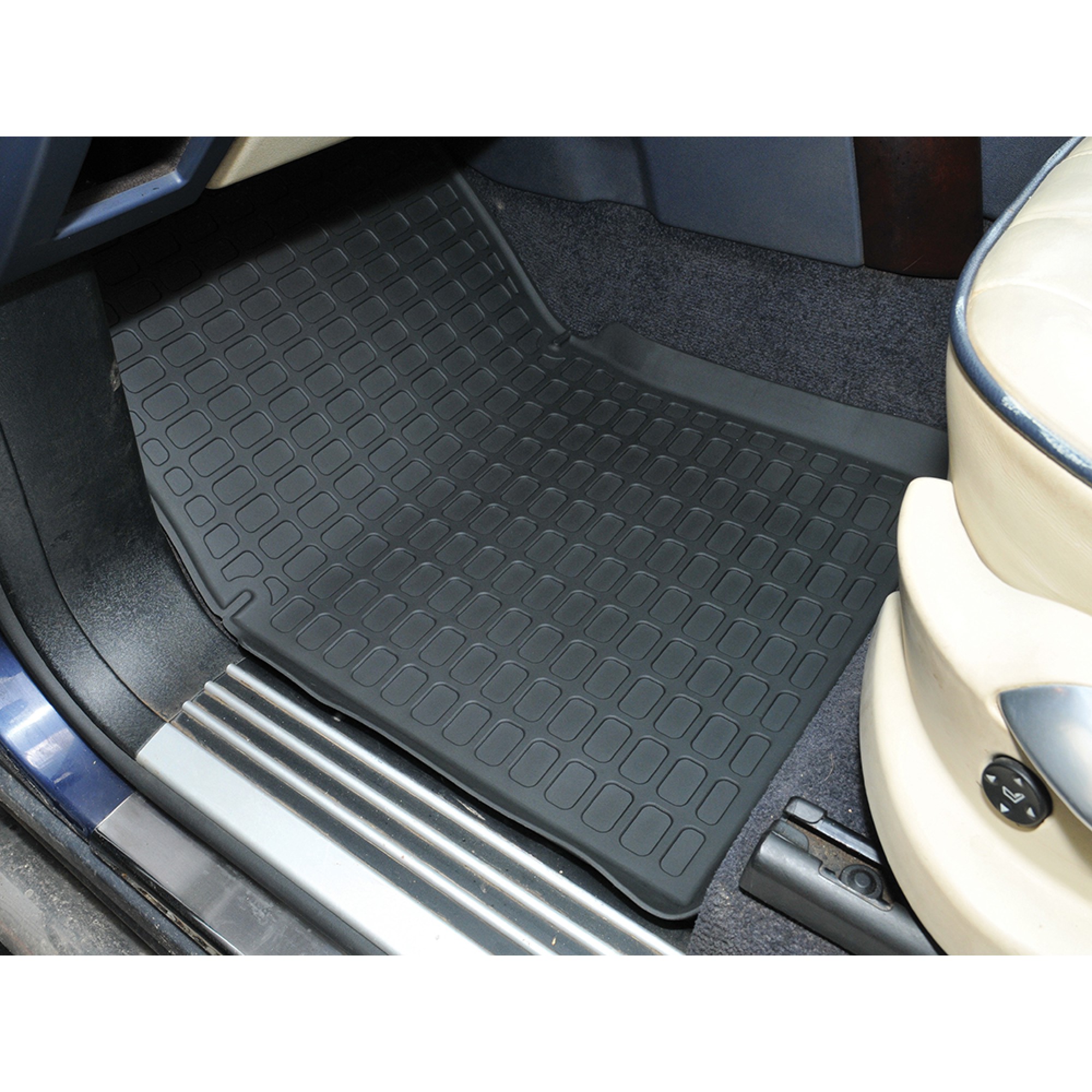 Rubber Mats Front Rear Range Rover L322 up to 6A999999 RHD