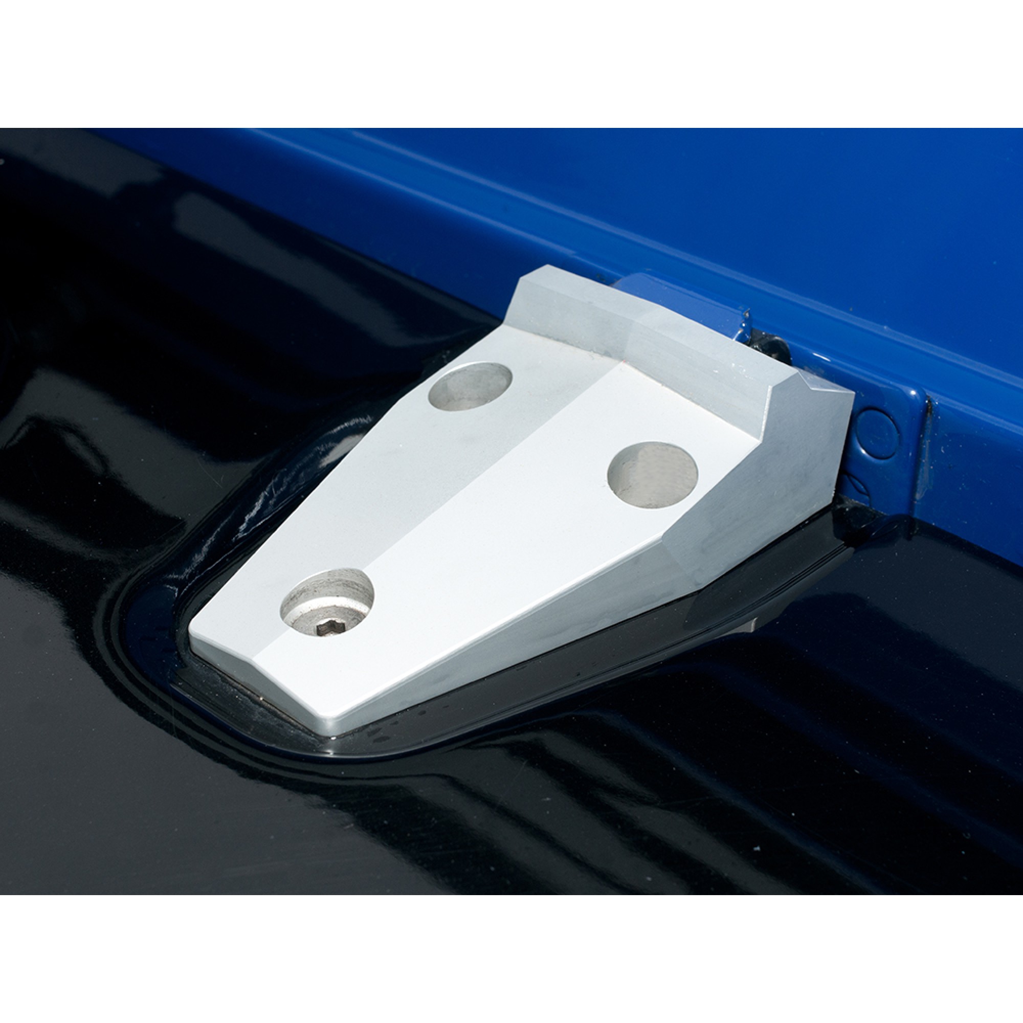 Aluminium Defender Bonnet Hinge Kit Silver Inc Hinges, Hinge Bushes, Stainless Steel Bolts