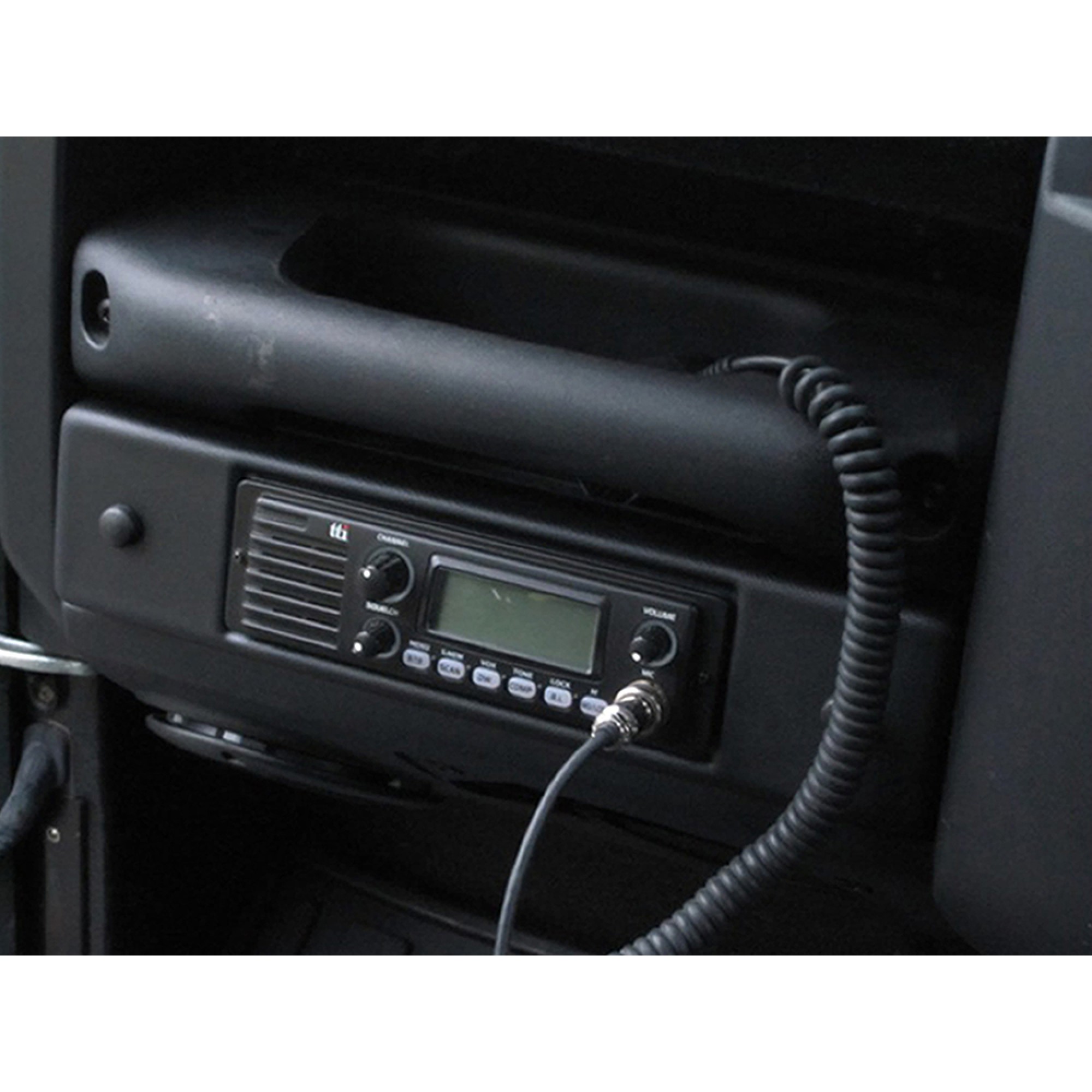 Single Din Dashboard Mount for Defender Puma