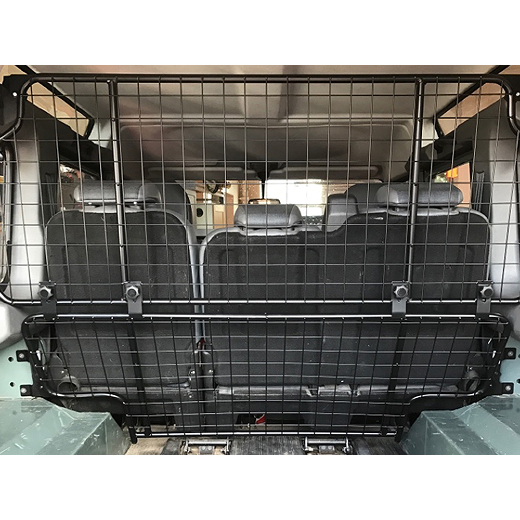 DA5539 Dog Guard Defender 110 2007 Onwards Without Bulkhead Full 