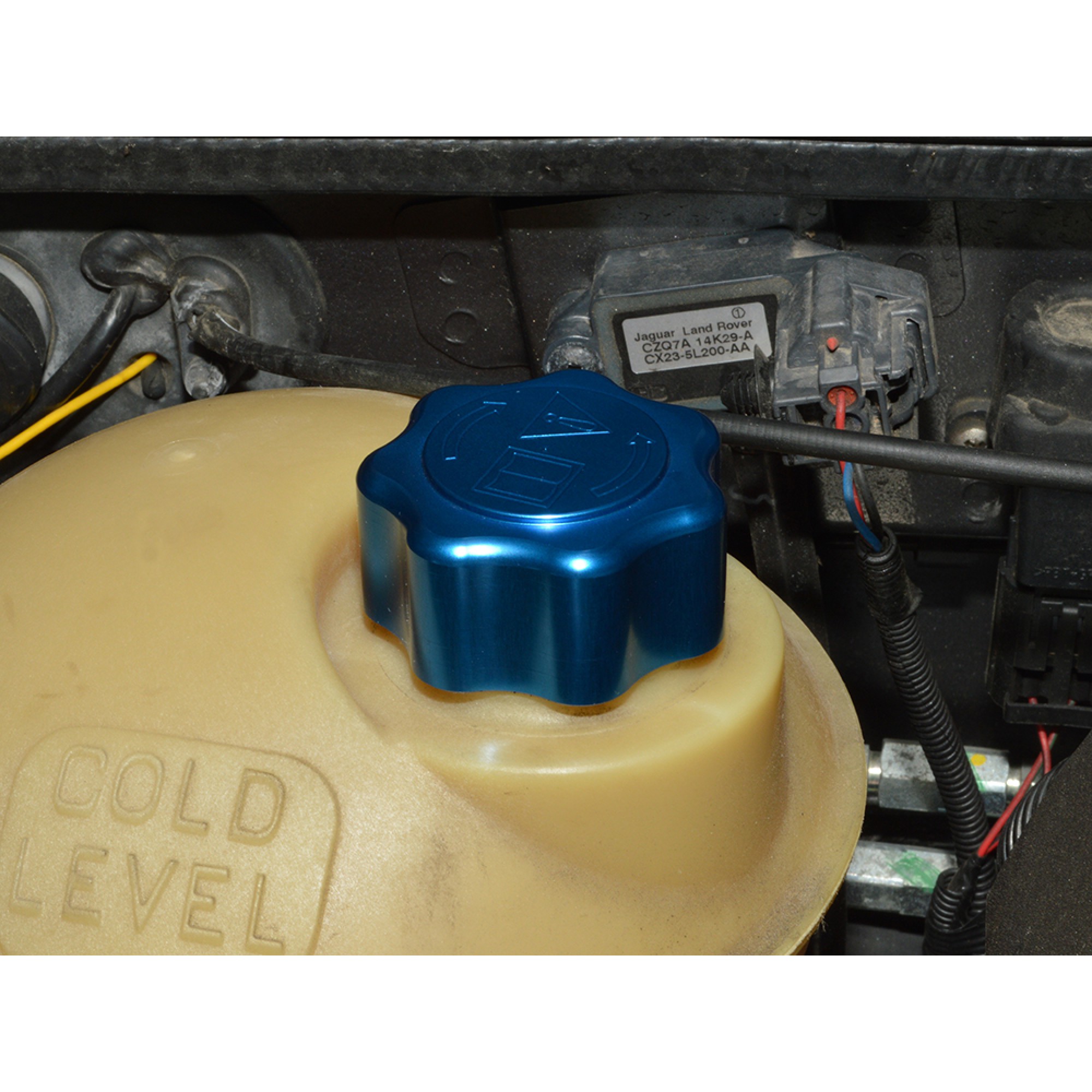 Anodised Aluminium Expansion Bottle Cap 90 TD5 on and Freelander 1