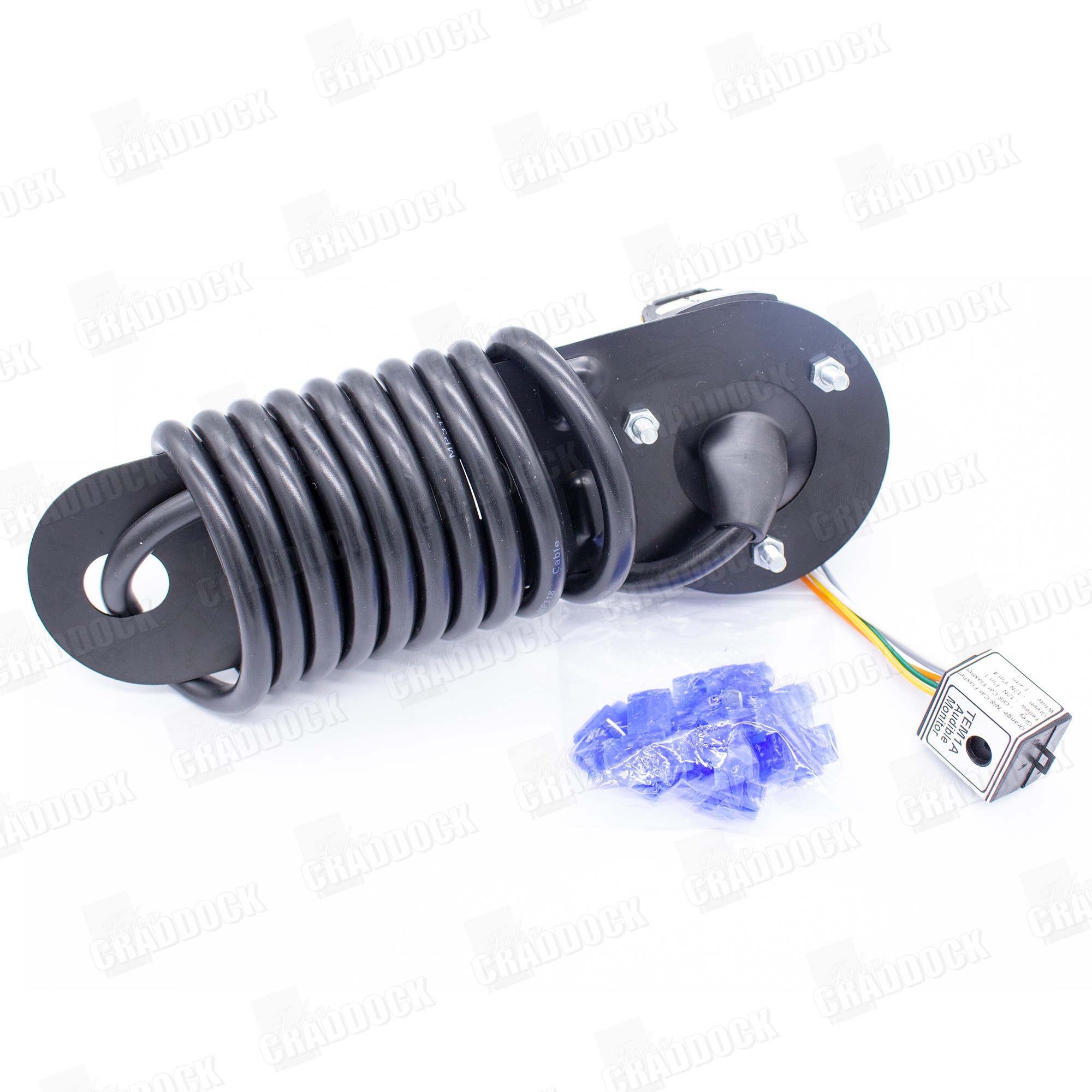 Pre-wired Trailer 7 Pin Socket Complete with Cable and Mounting Plate.
