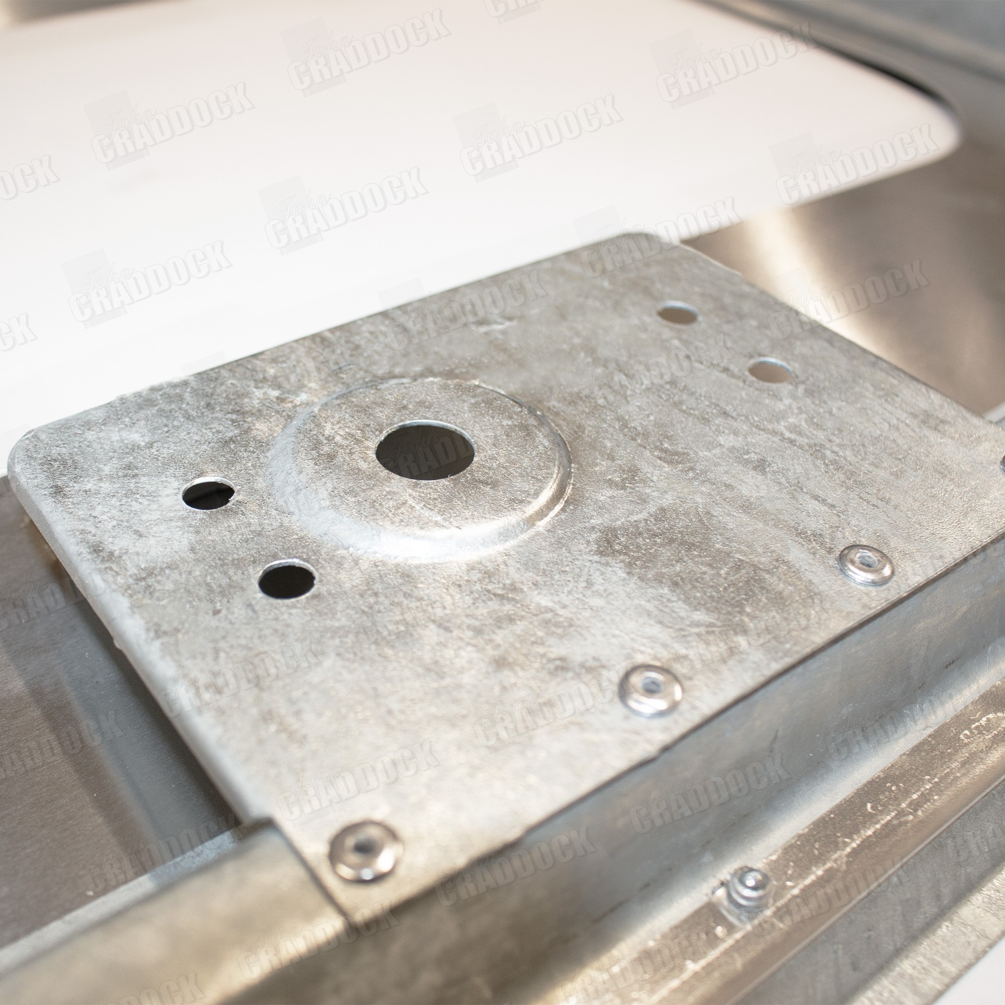 Galvanised Rear Lift up Catflap Tailgate Door - Series 2 2A 3 & Defender
