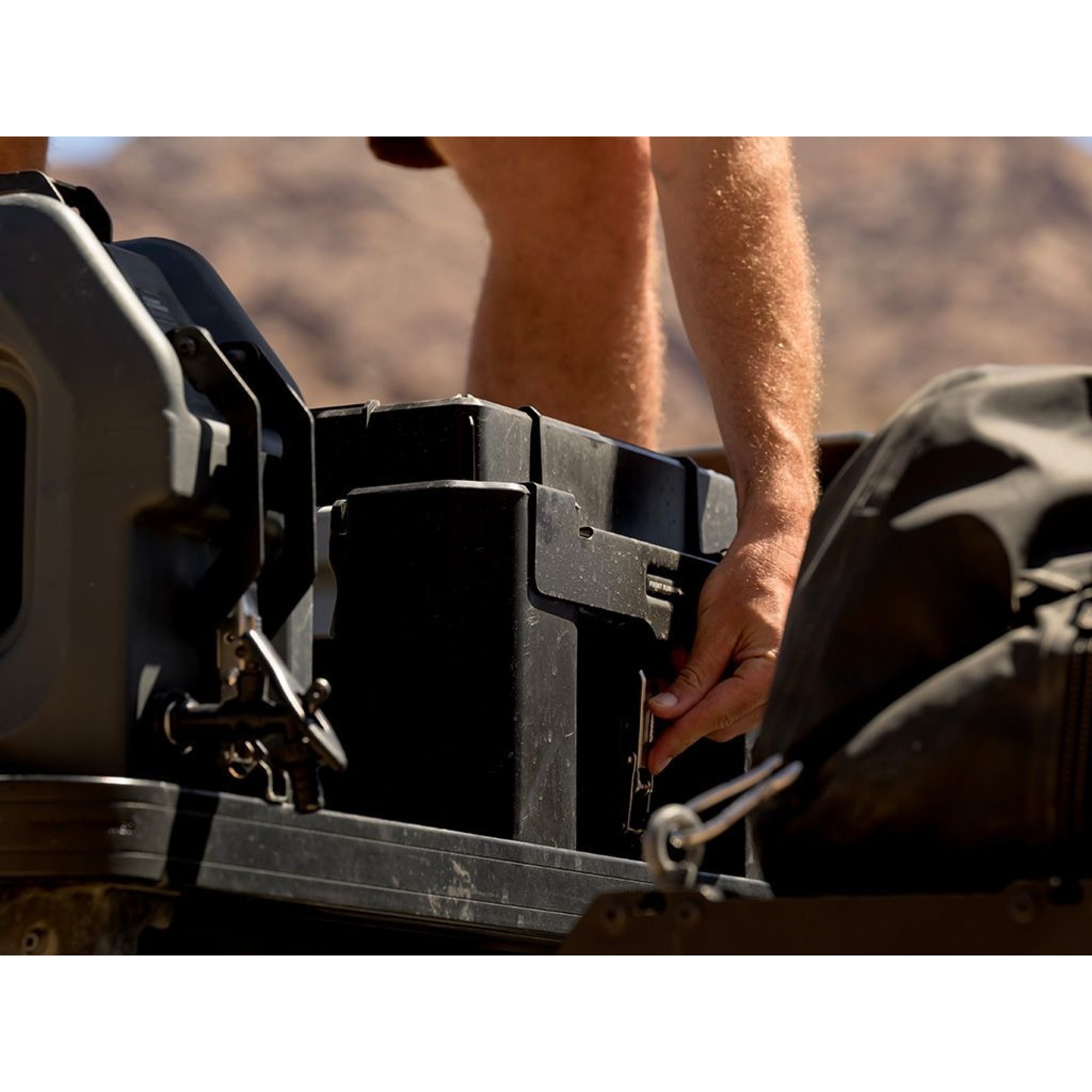 Front Runner Wolf Pack Pro Rack Mounting Bracket/Mkii
