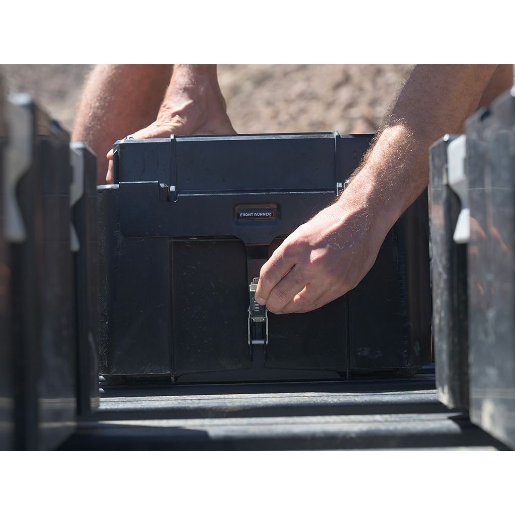 Front Runner Wolf Pack Pro Rack Mounting Bracket/Mkii