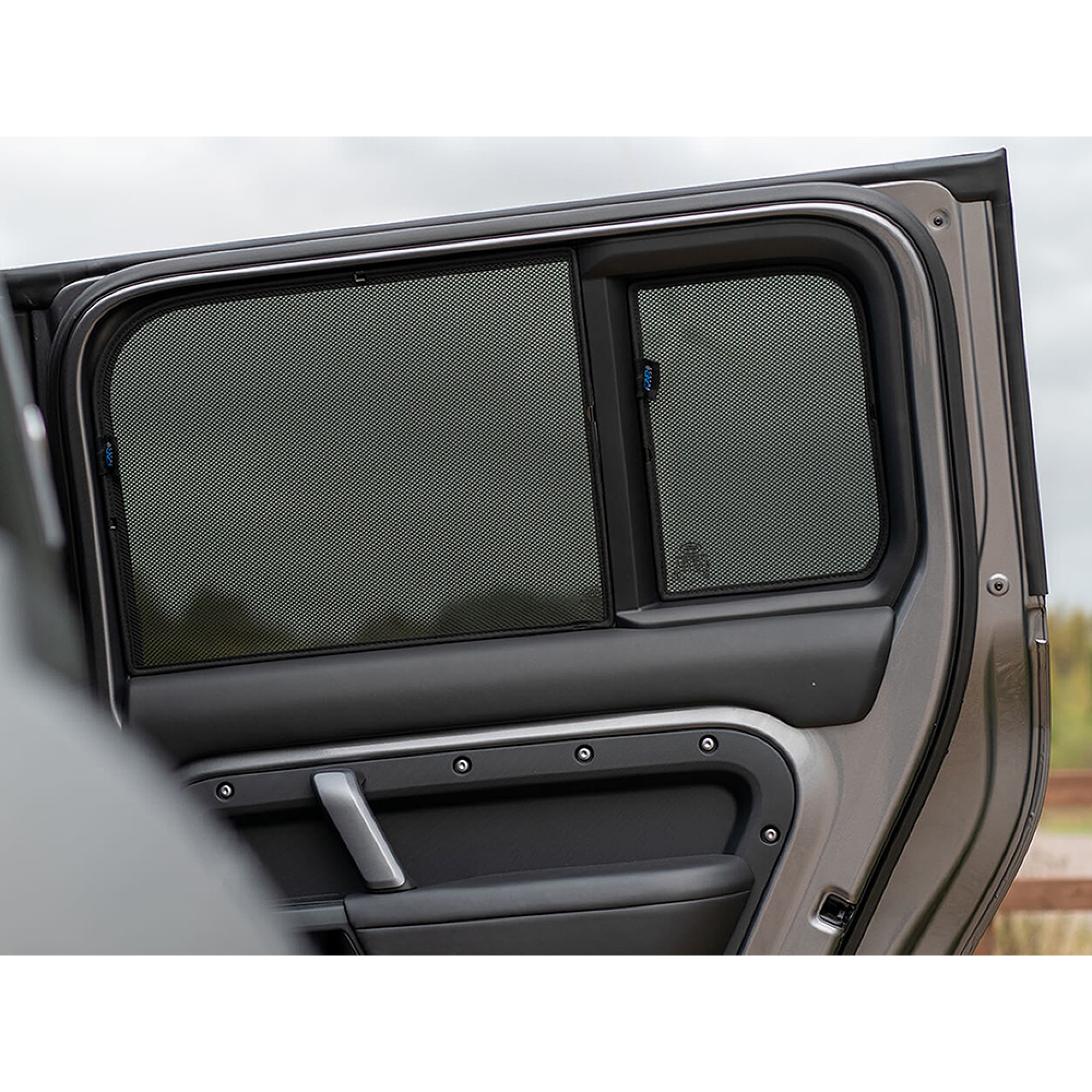 Sunshades Defender 110 2020 on