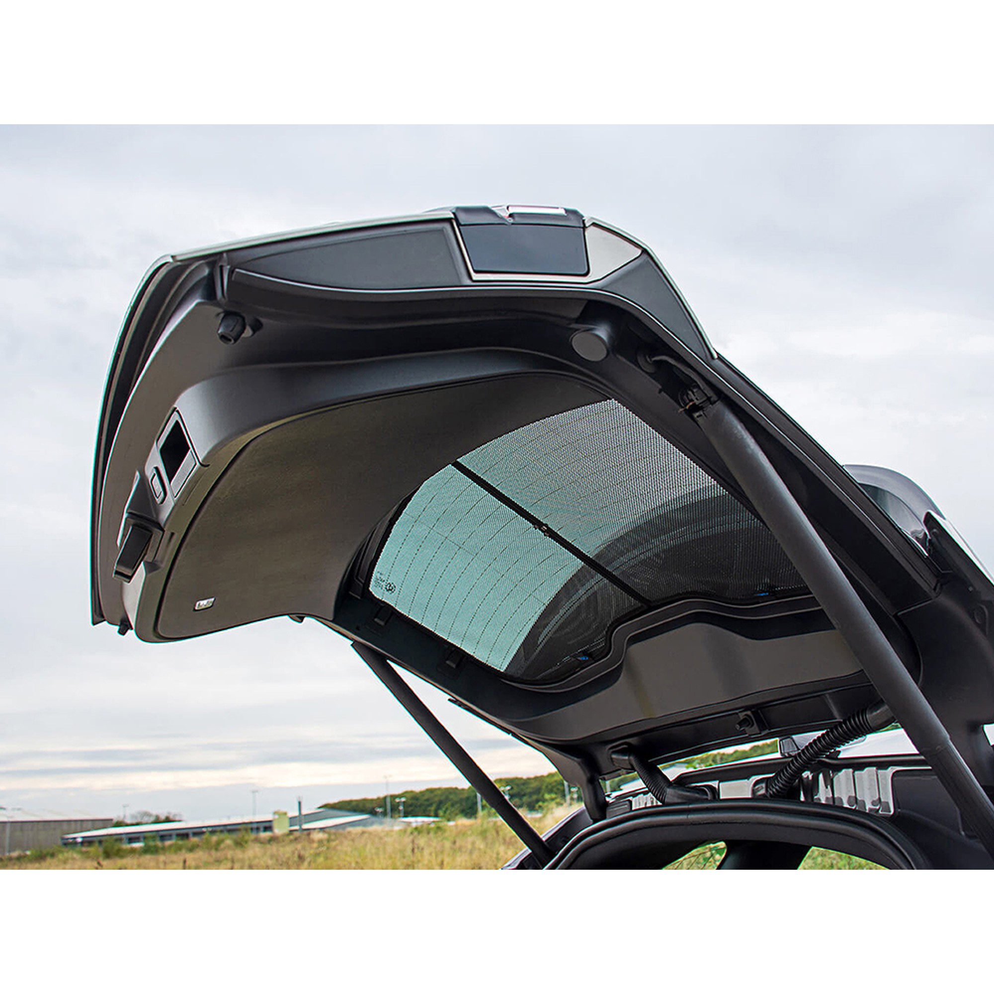Sunshades Range Rover Velar 2017 on