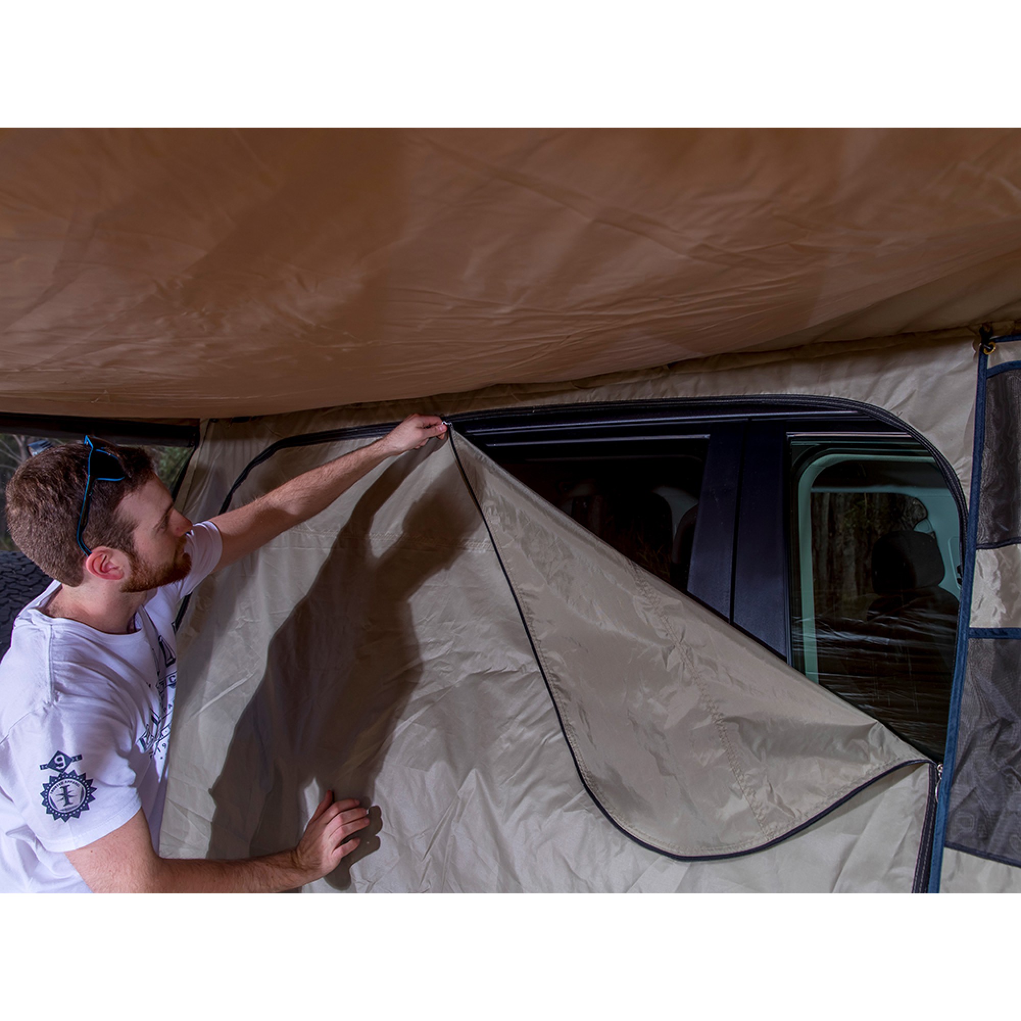 ARB - 2000 x 2500 Deluxe Awn Room W/Floor