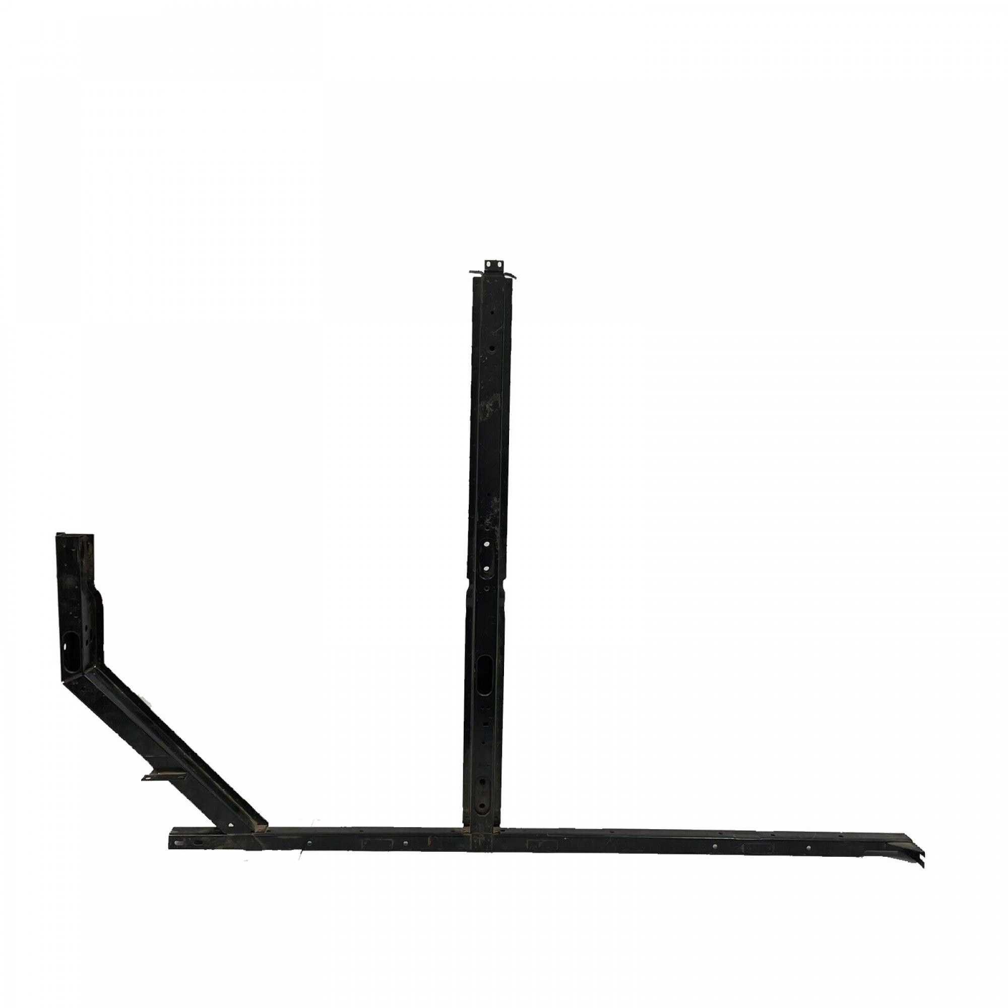 AMC710210 - Frame Assembley Bodyside LH 110 Sw Puma 2007 Onwards