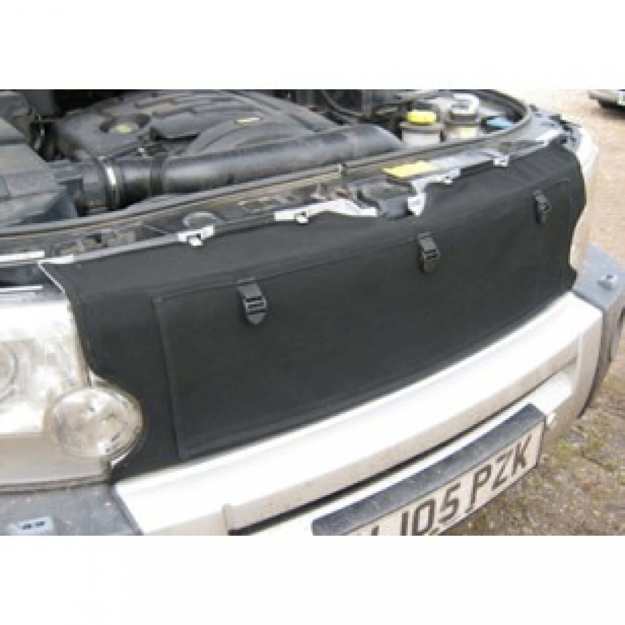 EXT244-7 - Radiator Muff - Exmoor Trim for Discovery 4