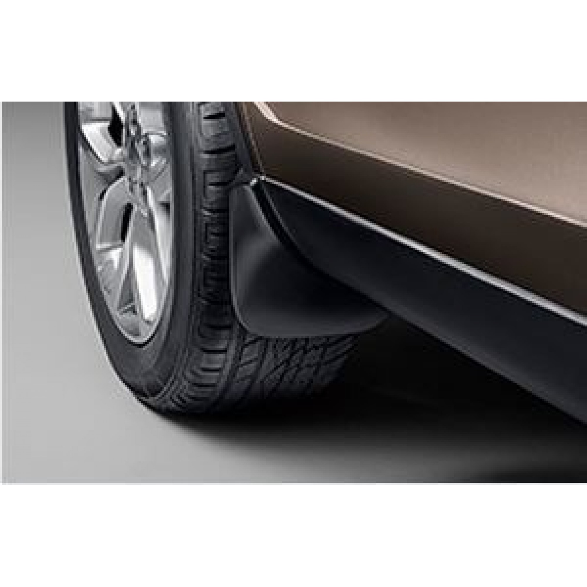 VPLCP0203 - Front Mud Flap for Discovery Sport to Chassis KT999999