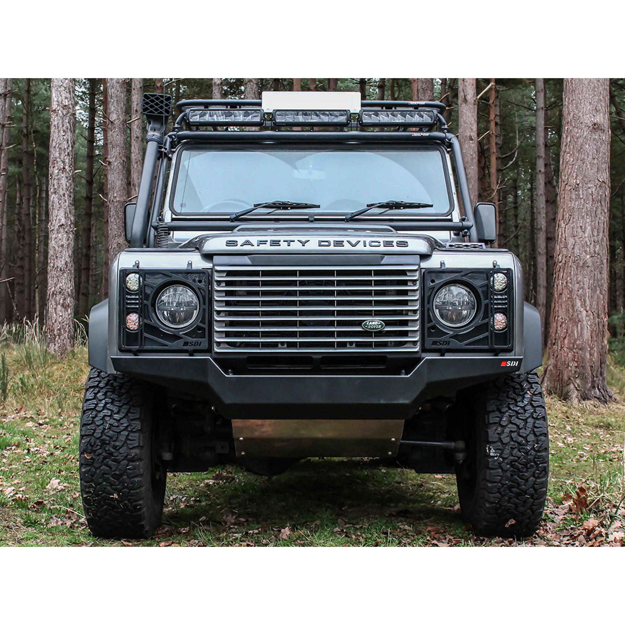 Safety Devices Front Bumper for Defender 90/110 (1983-2016)