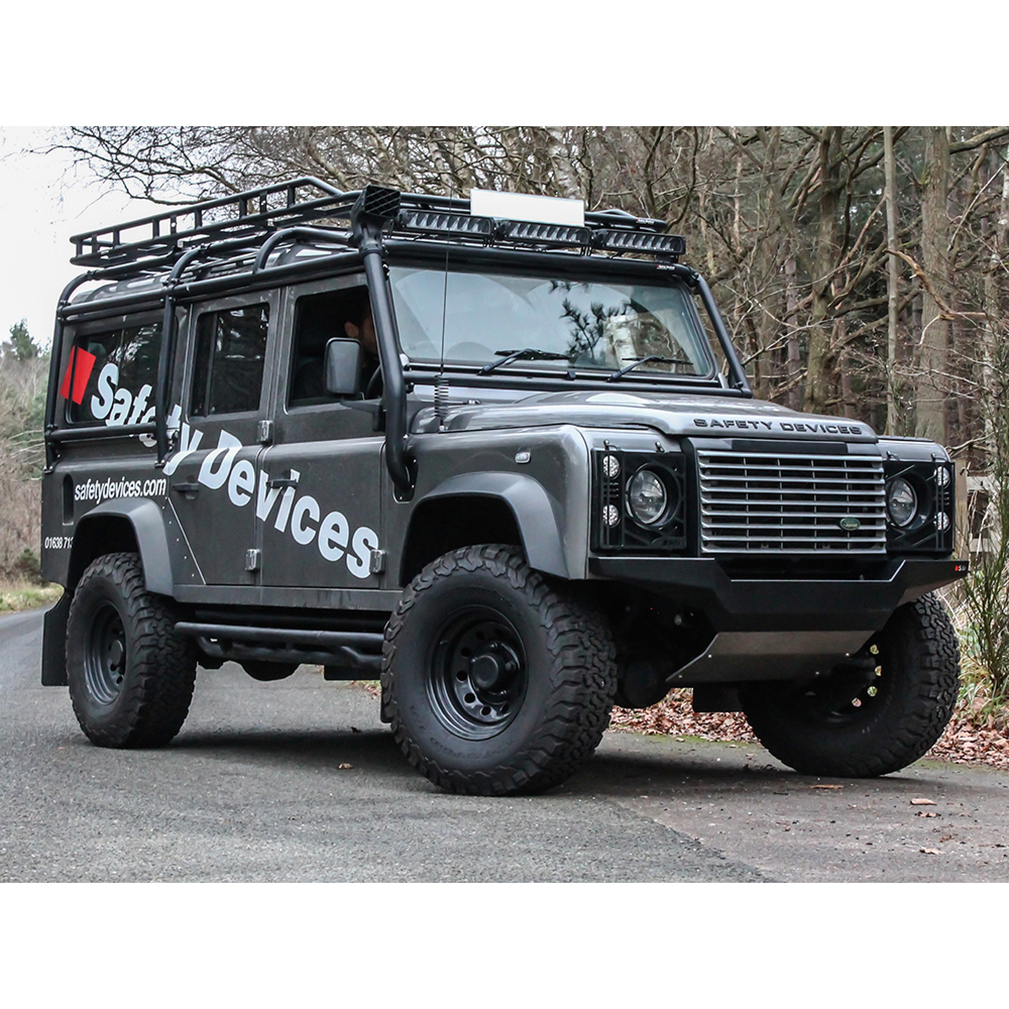 Safety Devices Front Bumper for Defender 90/110 (1983-2016)