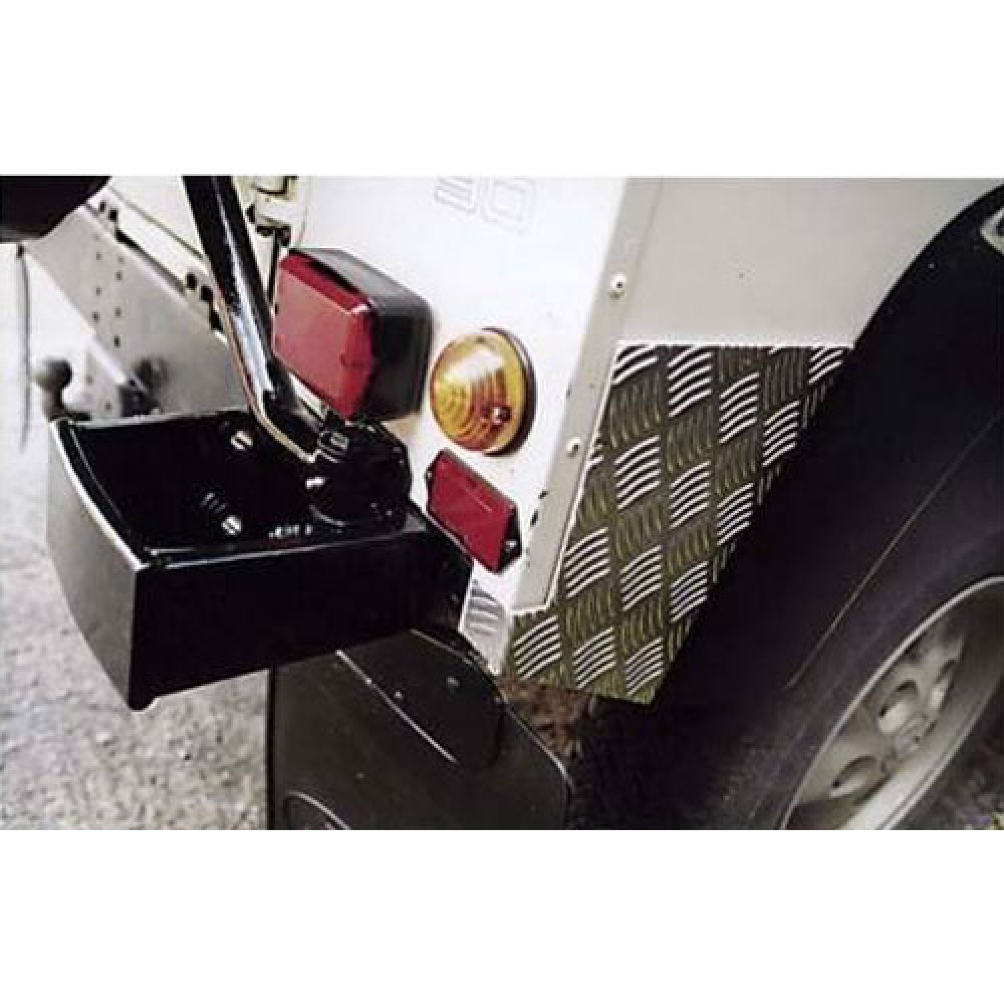 BA124A - Rear Wing Corner Protector 1958-84