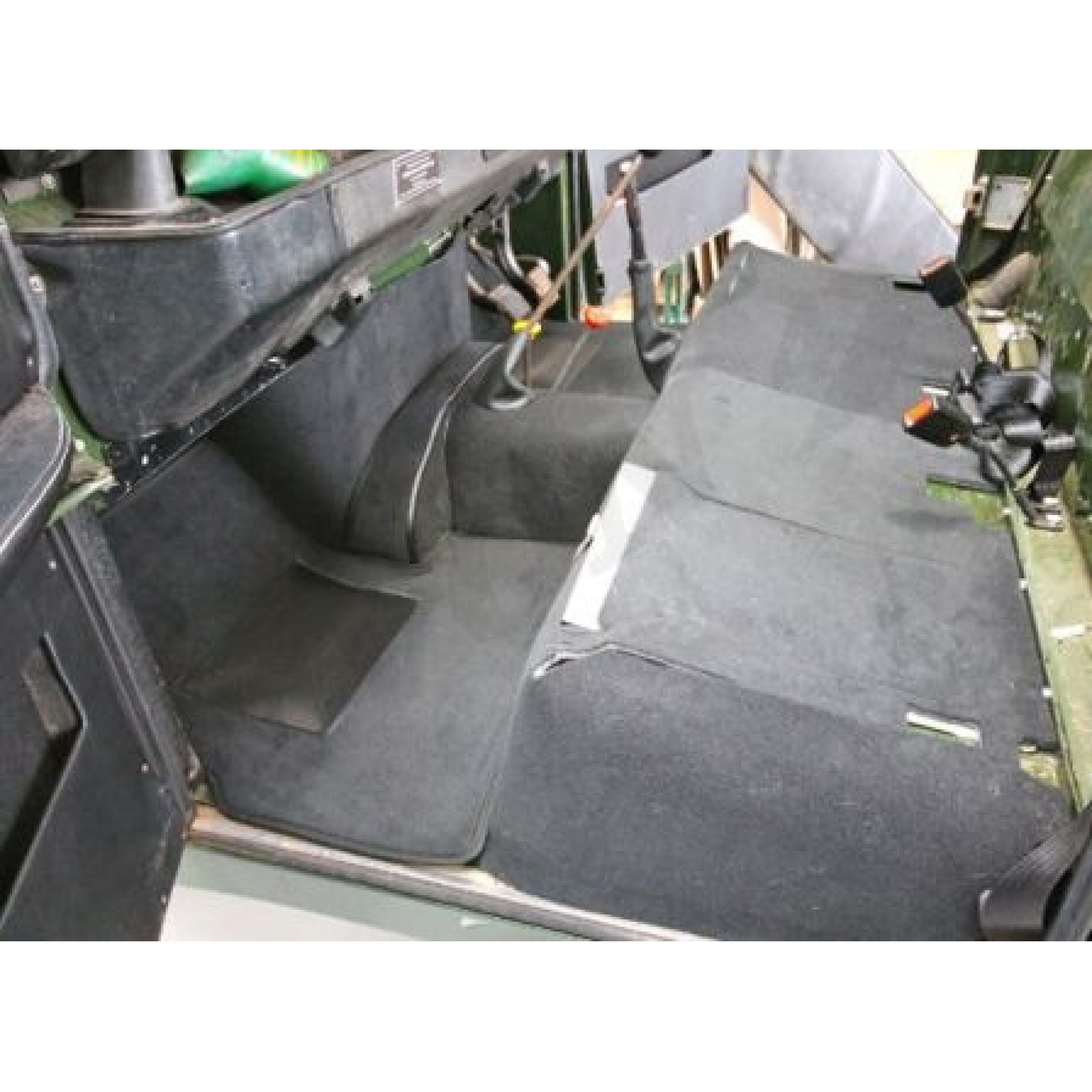 EXT021-18 - Series 2 and 3 Front Premium Carpet Set Ebony