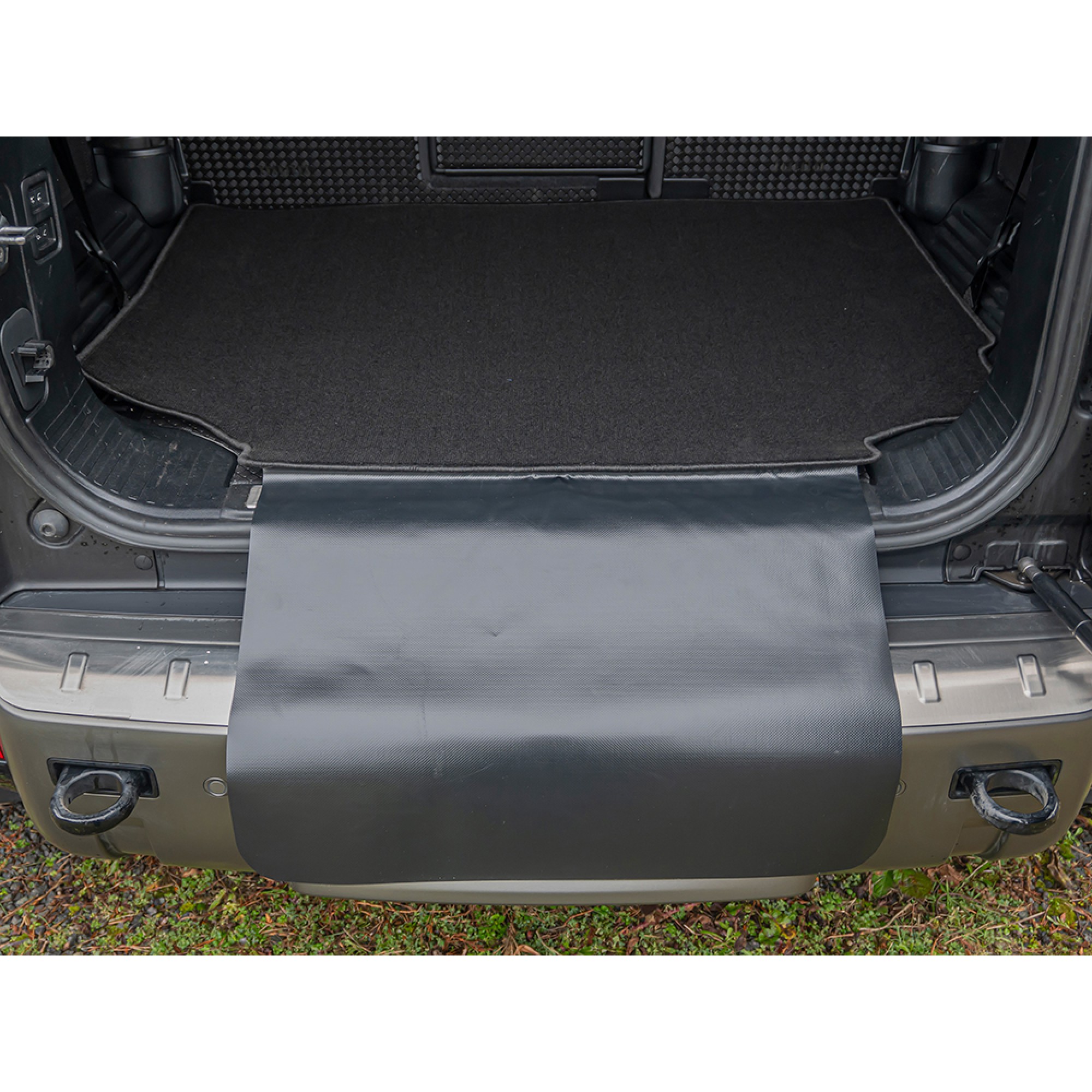 Rear Load Carpet Mat with Bumper Protector for Defender 110 2020 on