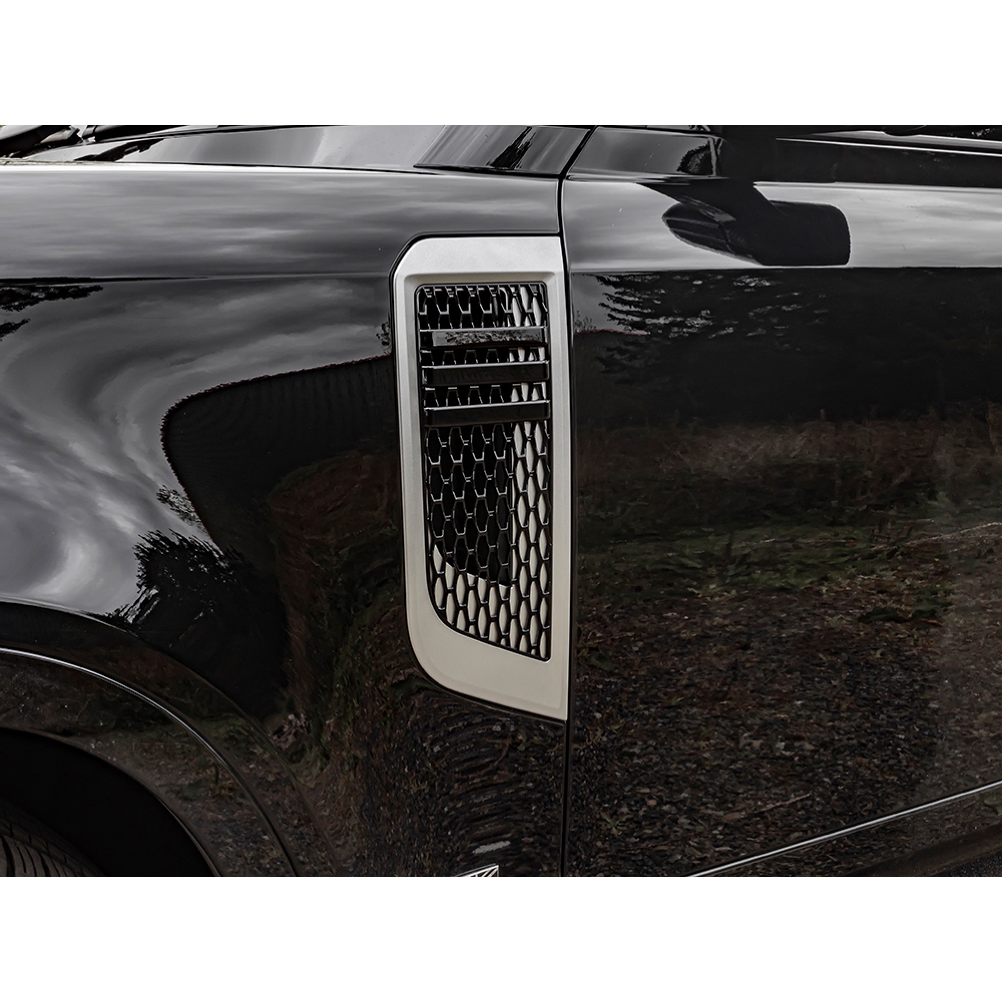 Air Intake Grill Set Silver with Gloss Black Mesh
