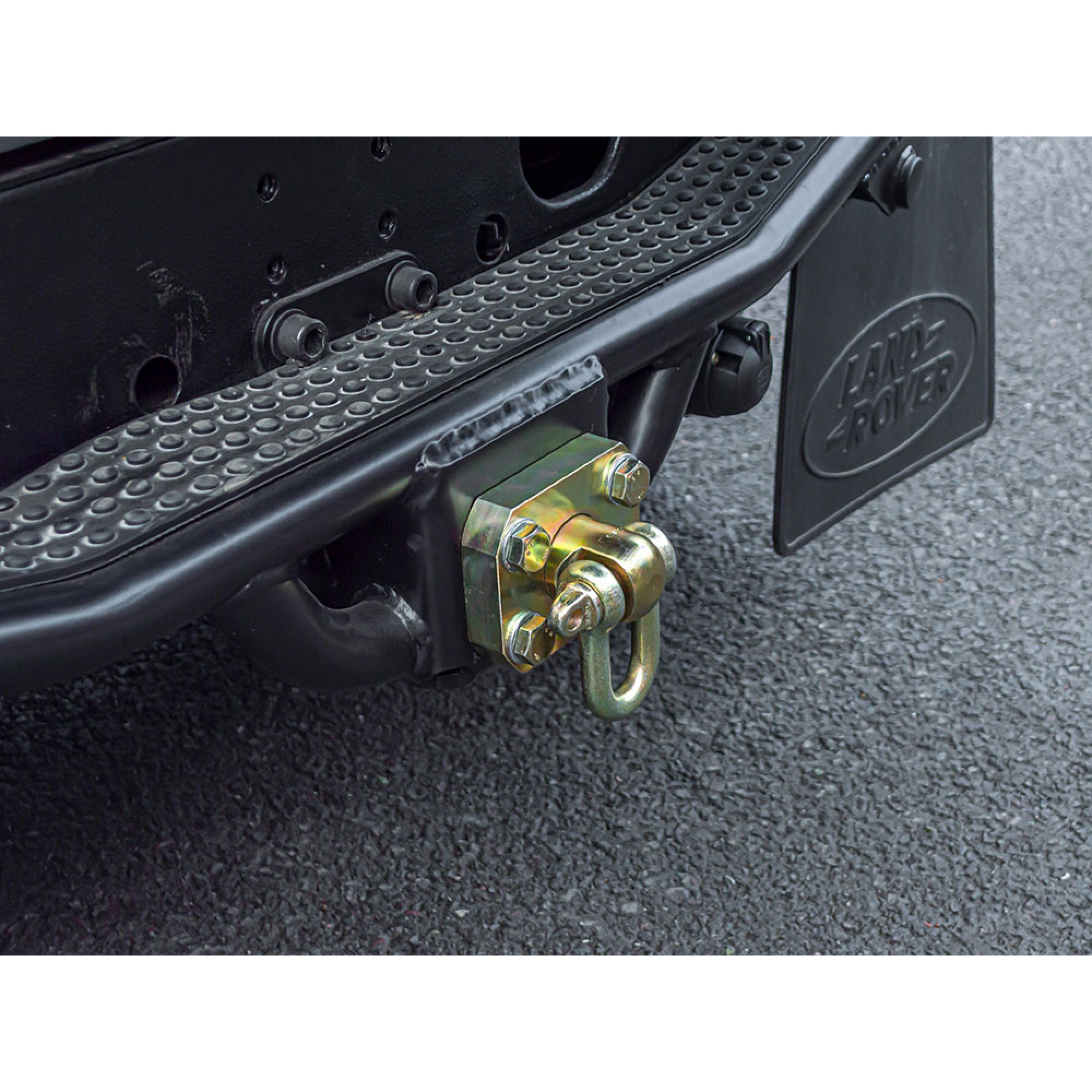 DA3784 - Swivel Shackle for Nas Rear Step Defender 1987 to 2016