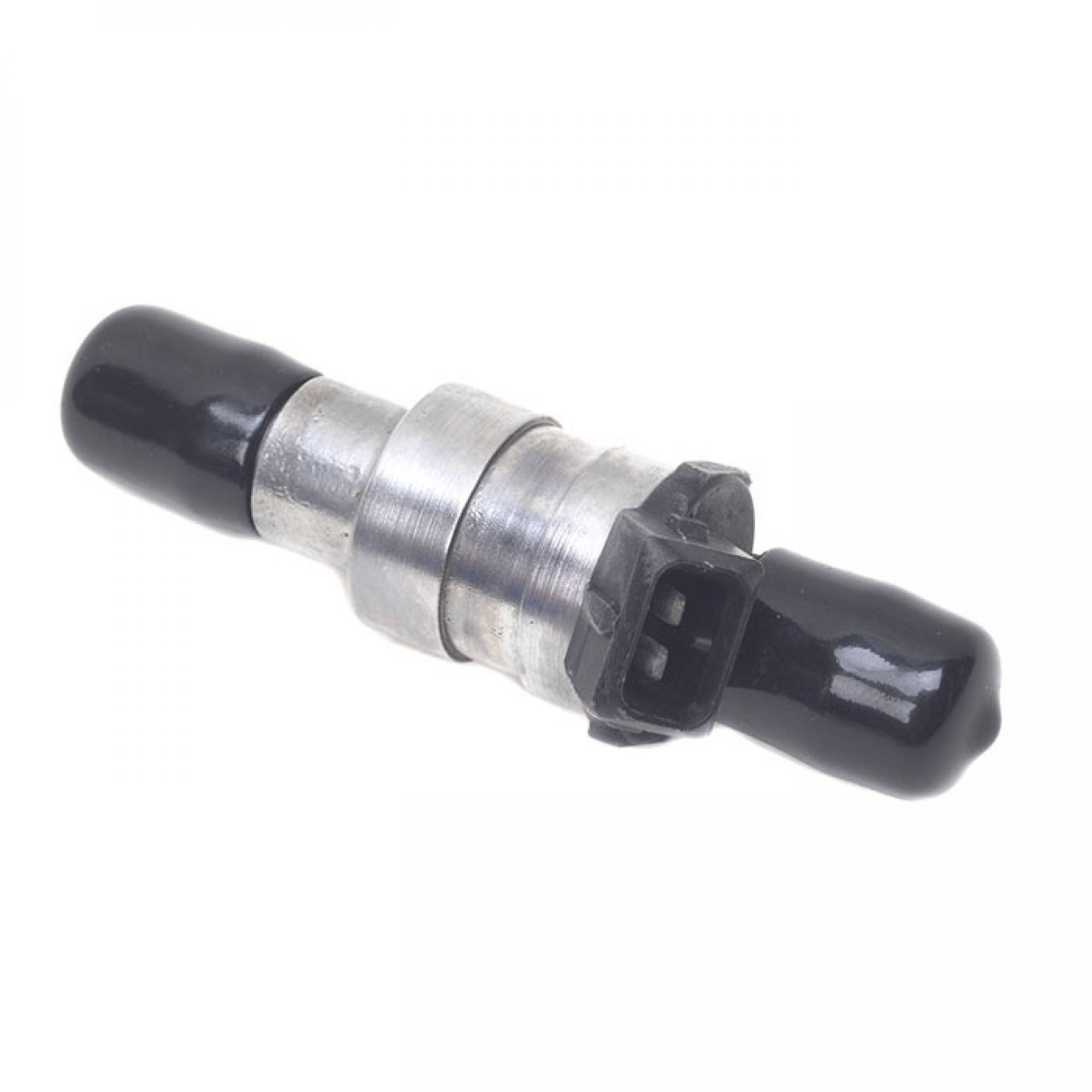 LR005960 - Genuine Fuel Injector 3.9 V8 EFI Exchange Â£130.00 Surcharge MA081991 to TA199999