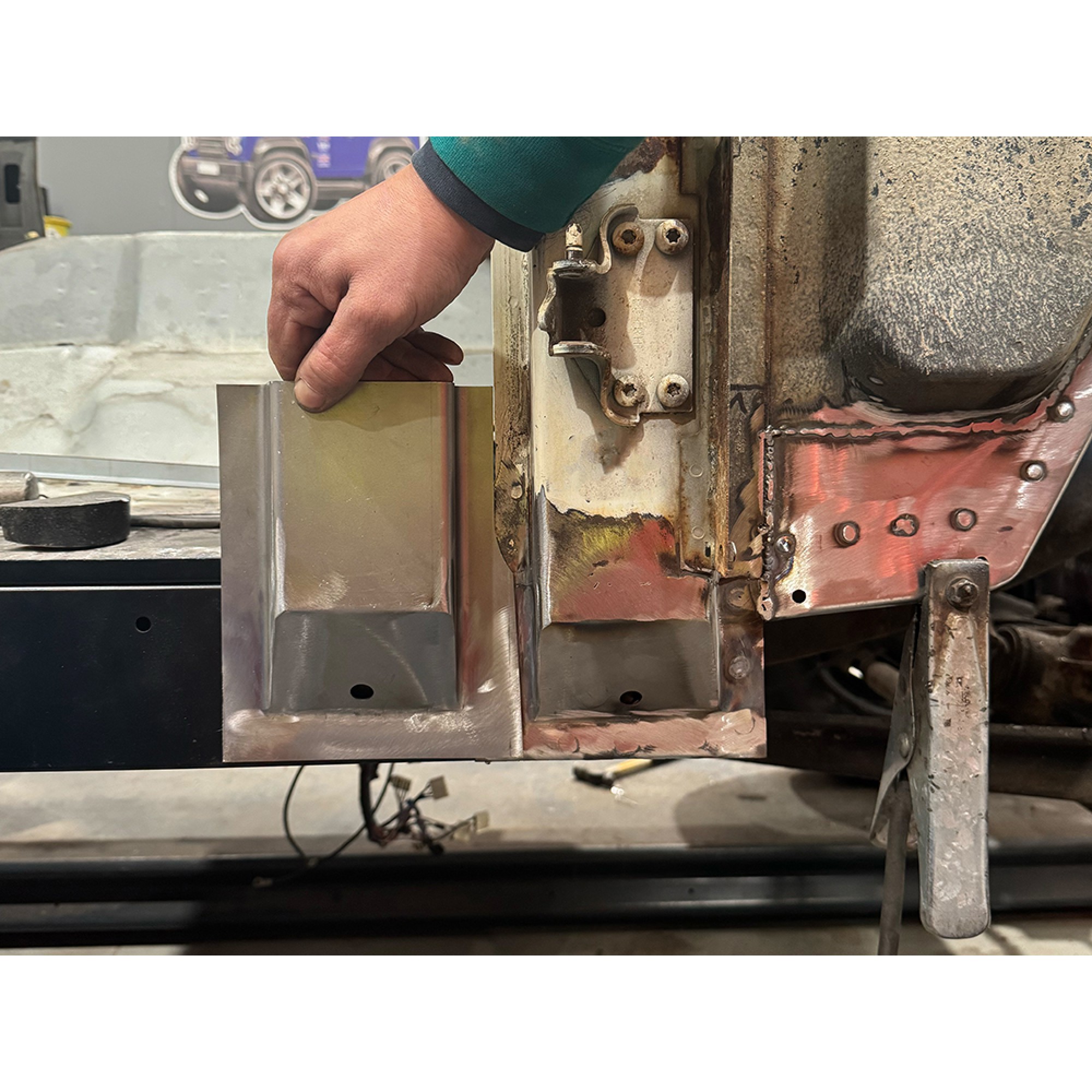 A Post Bottom Repair Section LH - Discovery 1 and Range Rover Classic