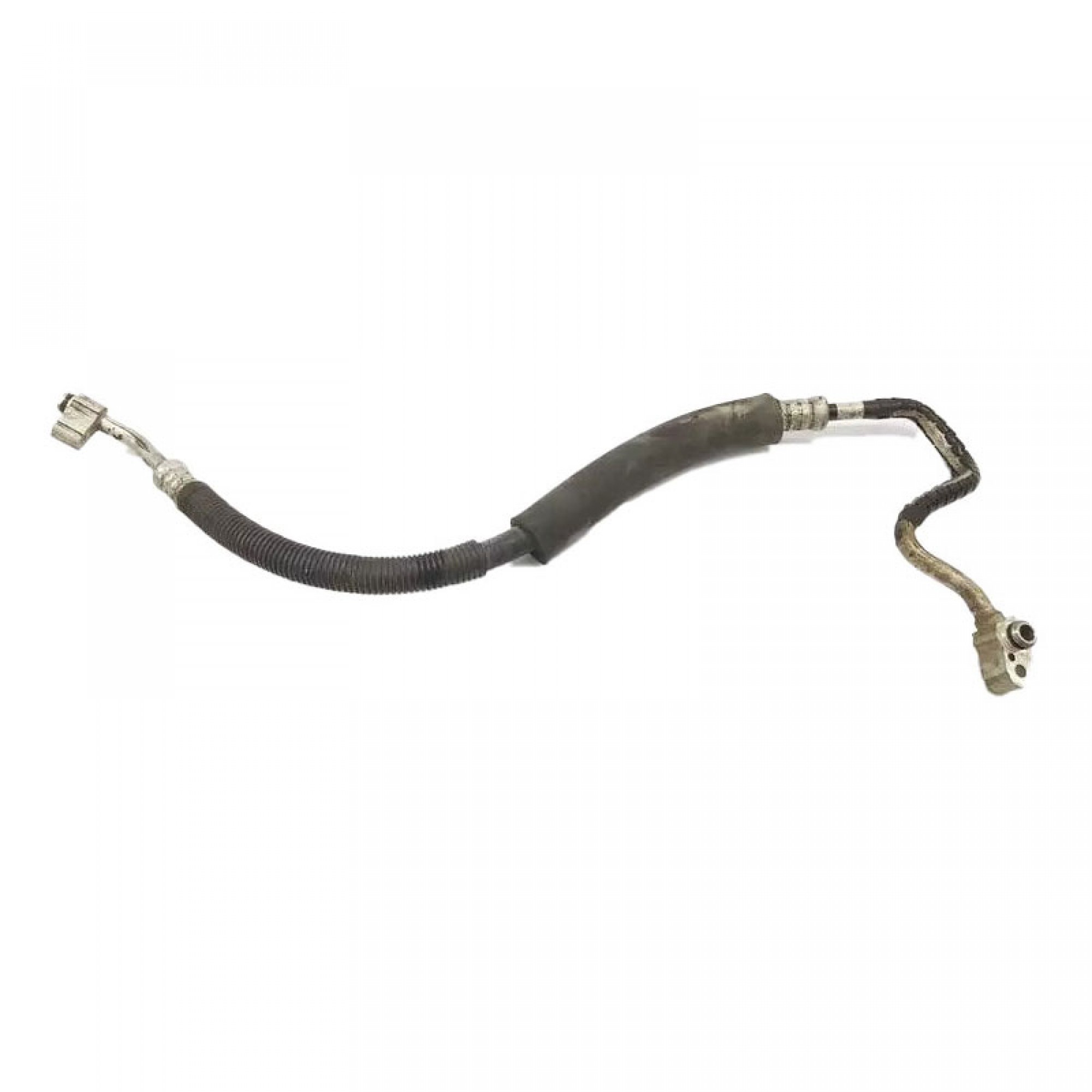 JUF000334 - Pipe and Hose Assembly Condenser to Compressor to 8A484436 on Discovery 3 and 8A177988 on R/R Sport