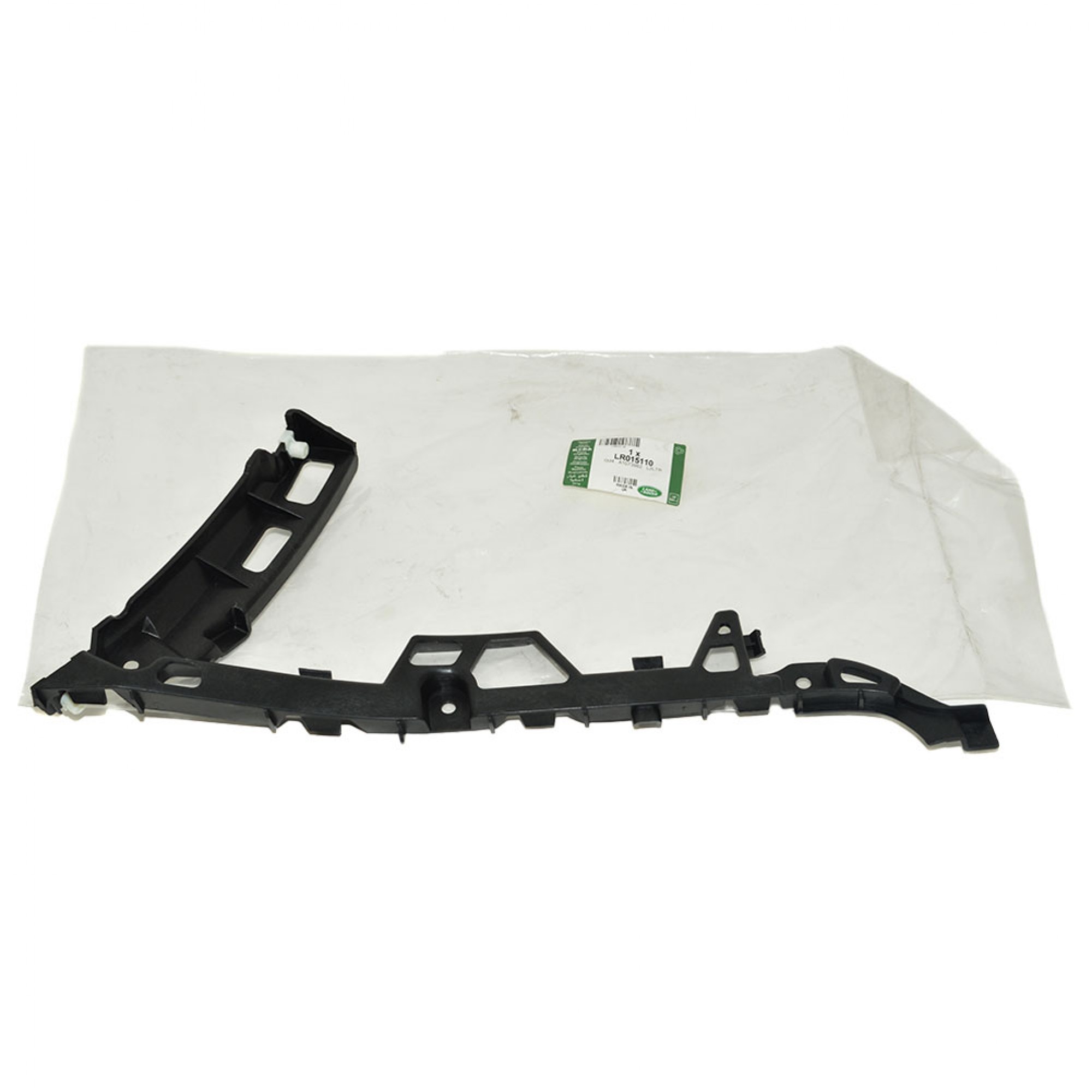 LR015110 - Rear RH Bumper Mounting Bracket