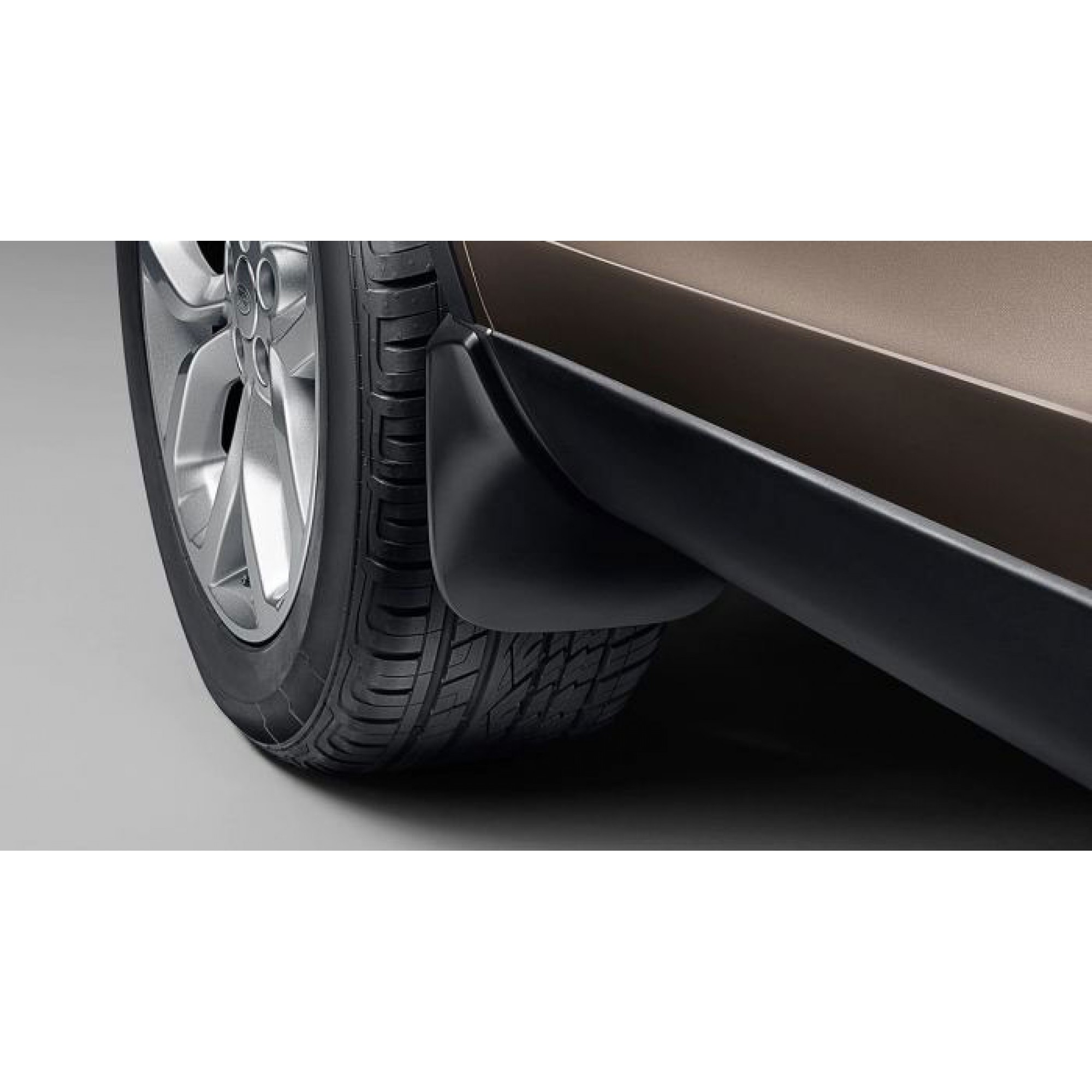 Discovery Sport Rear Mud Flaps with Third Row Seats Third Row Dual Individual Seat, with 7 Seat Configuration, Front Bumper - Sport - Body Colour, with 3RD Row Double Seat - VPLCP0313